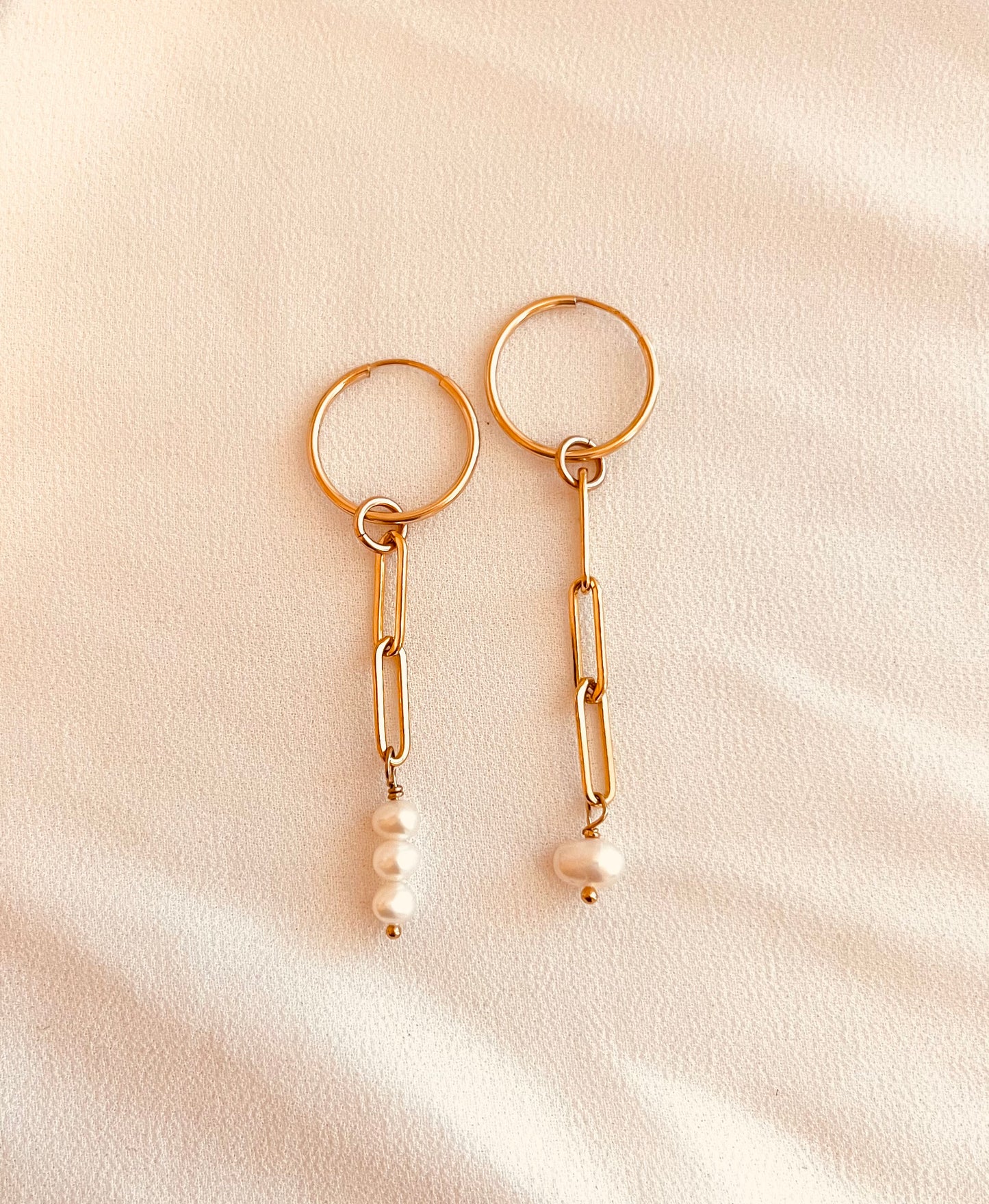 Pearl Link Earrings, pearl Earrings, Pearl jewelry, Mother’s Day gifts, Birthday Gifts, anniversary gifts, gift for Mother, gift for her, unique jewelry, dainty jewelry, minimalist jewelry, wedding jewelry