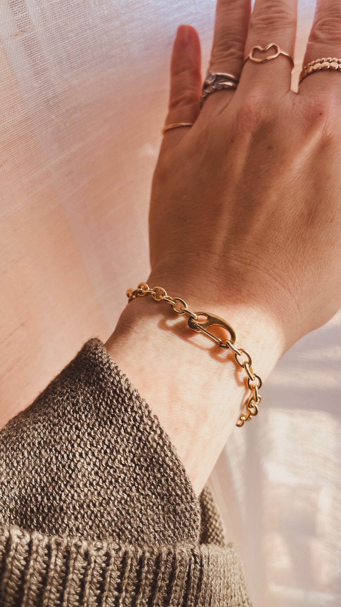 Chic Link Bracelet