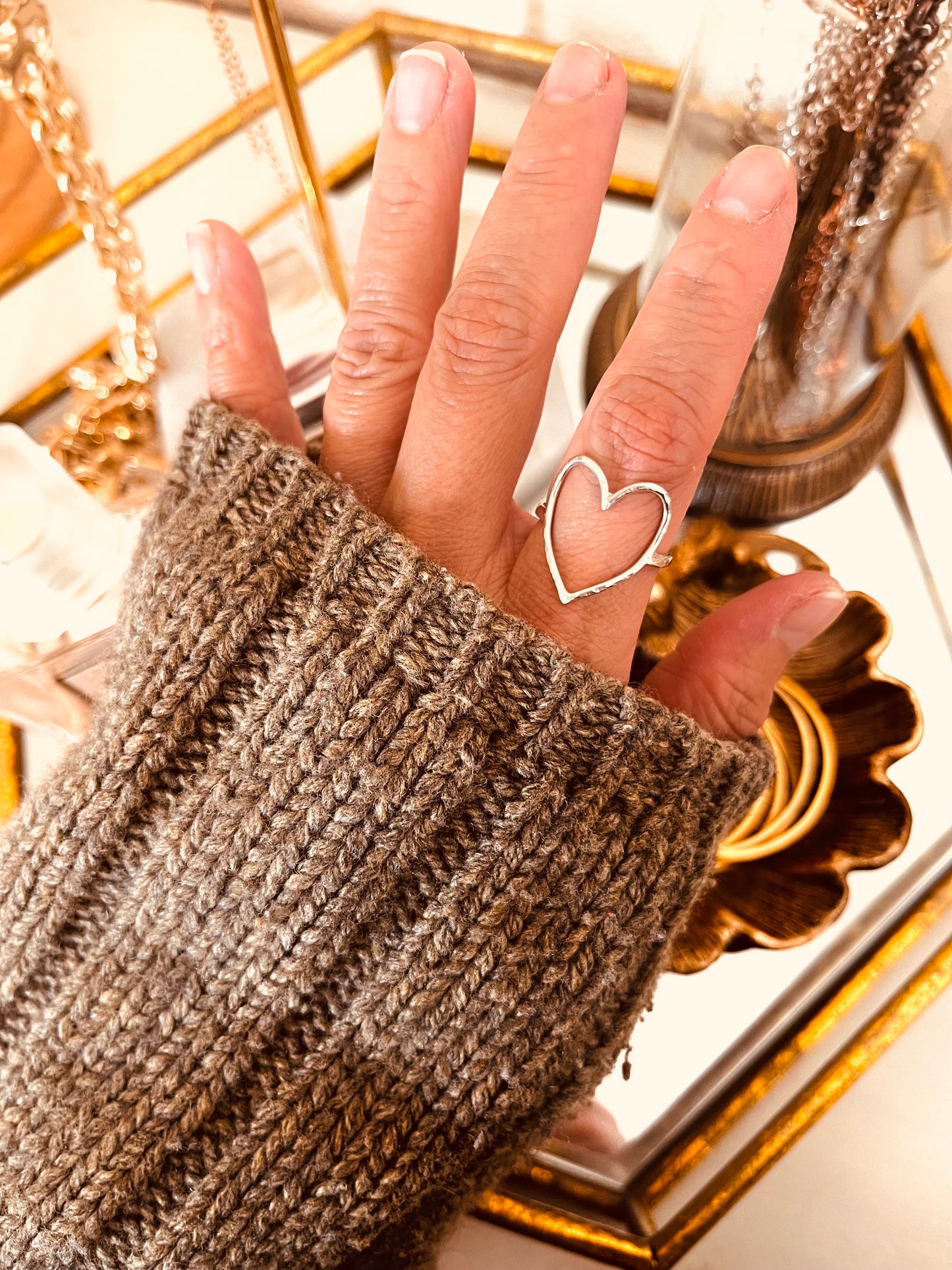 Large Open Heart Ring, Statement Rings, Stacking Rings, Stackable Rings, Dainty Rings, Delicate Rings, Mothers Day Gift Best Friends Gifts, Friendship Jewelry, Mothers Gift, Wife Gift Ideas, Grandmothers Gifts, Wife Gift, Mother and Children, Best Friends Jewelry, Friendship Gift Ideas, Valentines Gift, Gift For Her, Gift For Mom, Birthday Gift, Christmas Gifts, Holiday Gifts, Birthday Party Gifts, Bridesmaid Jewelry, Bridal shower gift , Heart jewelry. Heart, Heart ring