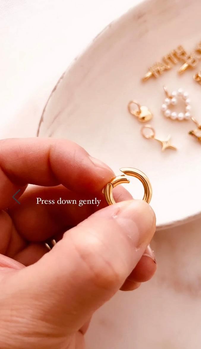 Gold Birthstone Bracelet – Personalized Birthstone Charm Bracelet