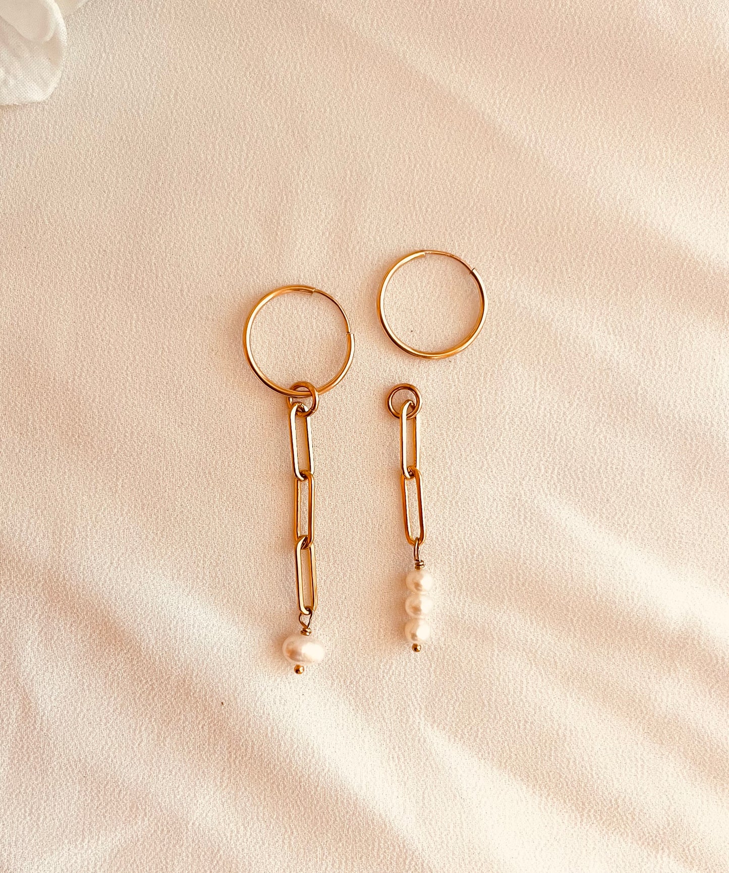 Pearl Link Earrings, pearl Earrings, Pearl jewelry, Mother’s Day gifts, Birthday Gifts, anniversary gifts, gift for Mother, gift for her, unique jewelry, dainty jewelry, minimalist jewelry, wedding jewelry