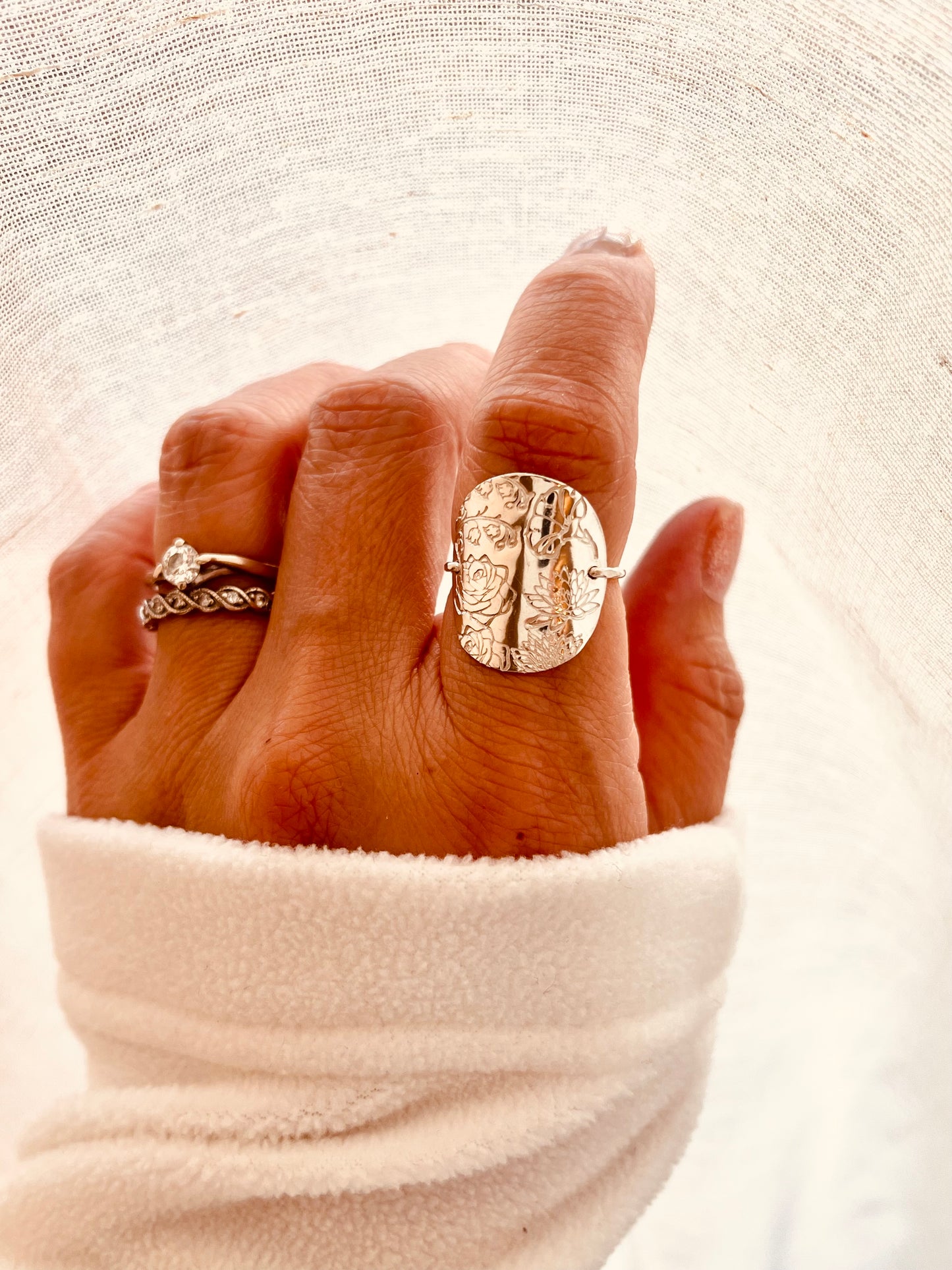 Sterling Silver birth flower ring, Minimalist, Birth Flower Ring, Gift Ideas, ustom Jewelry, Personalized Gifts, Birth Flower, Birthday, Rings, Stacking Rings, Stackable Rings, Dainty Rings, Delicate Rings, Simple Ring, Personalized Rings,Wife Gift, Mother and Children, Best Friends Jewelry, Friendship Gift Ideas, Gift For Her, Gift For Mom, Birthday Gift, Christmas Gifts, Holiday Gifts, Birthday Party Gifts, Bridesmaid Jewelry, Bridal shower gift , Mother and Daughter, Grandmother's Jewelry, Gift For mom,