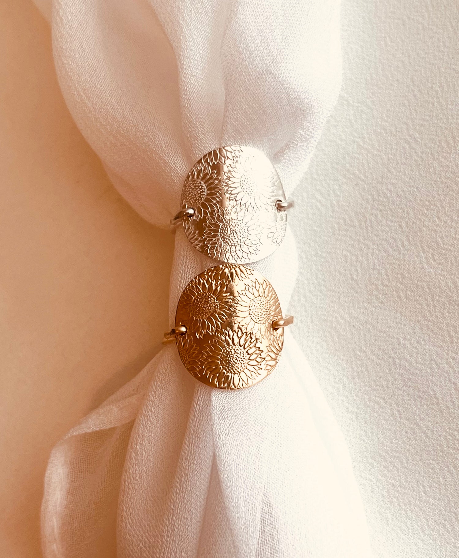 Sunflower Ring, flowers, flower ring, Sunflower, handmade jewelry, gift for her, everyday jewelry, gold rings, silver rings, rose gold rings, gifts for her, birthday gift, gift for mother, gift for daughter