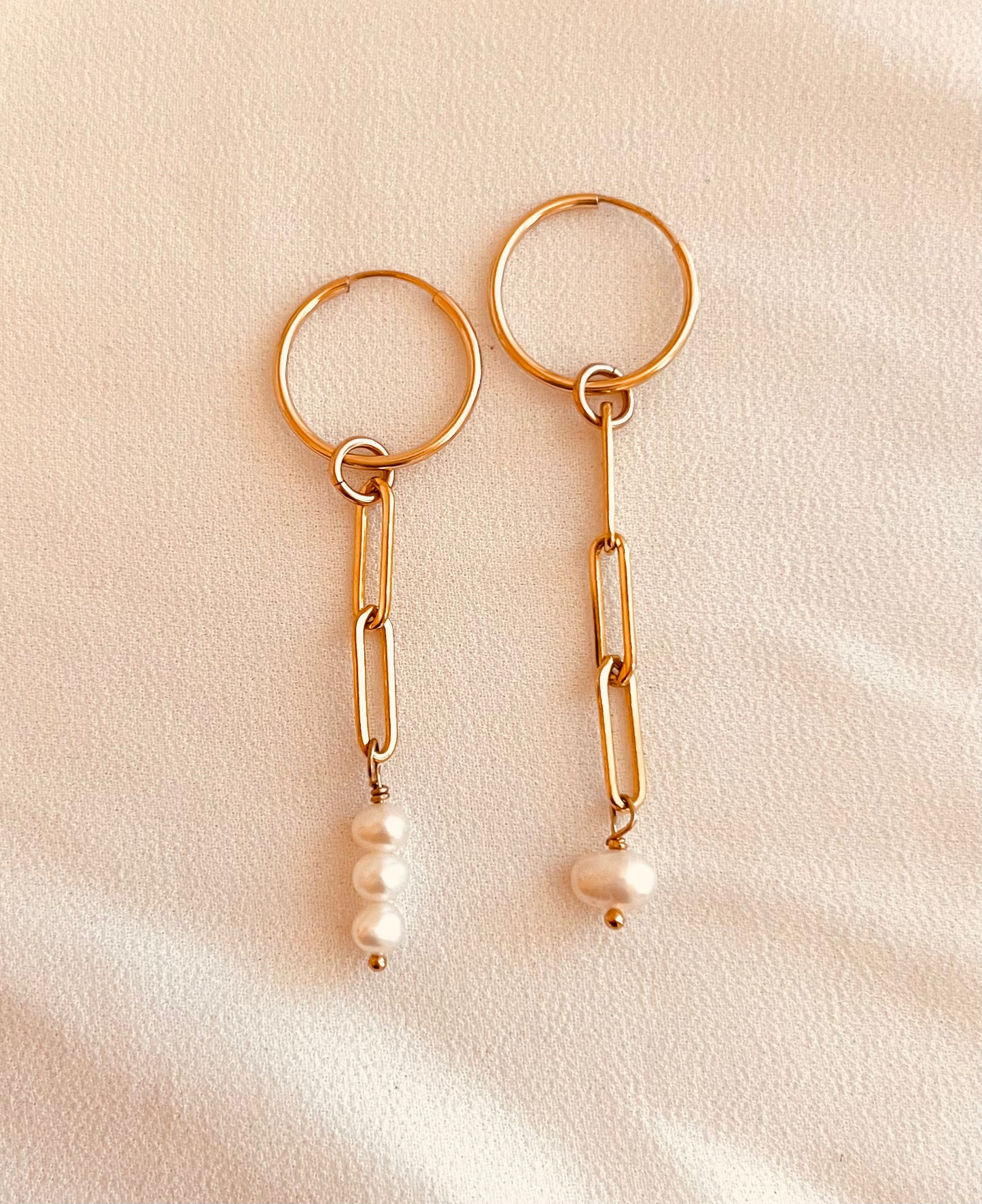 Pearl Link Earrings, pearl Earrings, Pearl jewelry, Mother’s Day gifts, Birthday Gifts, anniversary gifts, gift for Mother, gift for her, unique jewelry, dainty jewelry, minimalist jewelry, wedding jewelry