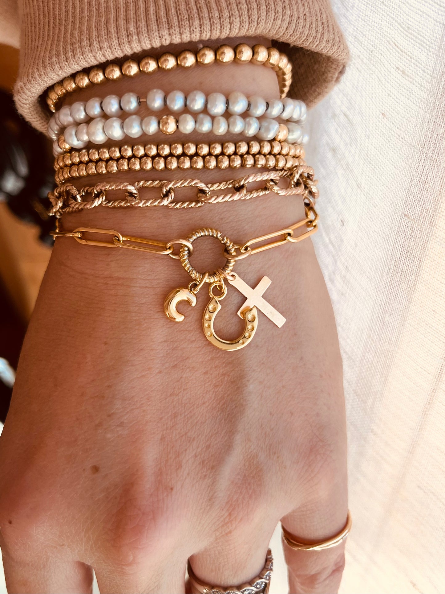 Charm Holder Bracelet, Charm Bracelet, gold filled Bracelet, valentines gift, mother day, gifts, gift for mother, gift for wife, wife gifts, dainty jewelry, personalized jewelry, Initial bracelet, Christmas gift, mother present, sweet 16 gift, gift for girlfriend, birthday gift for her, birthday present, Valentines gift for her, Mothers gift, gift for wife