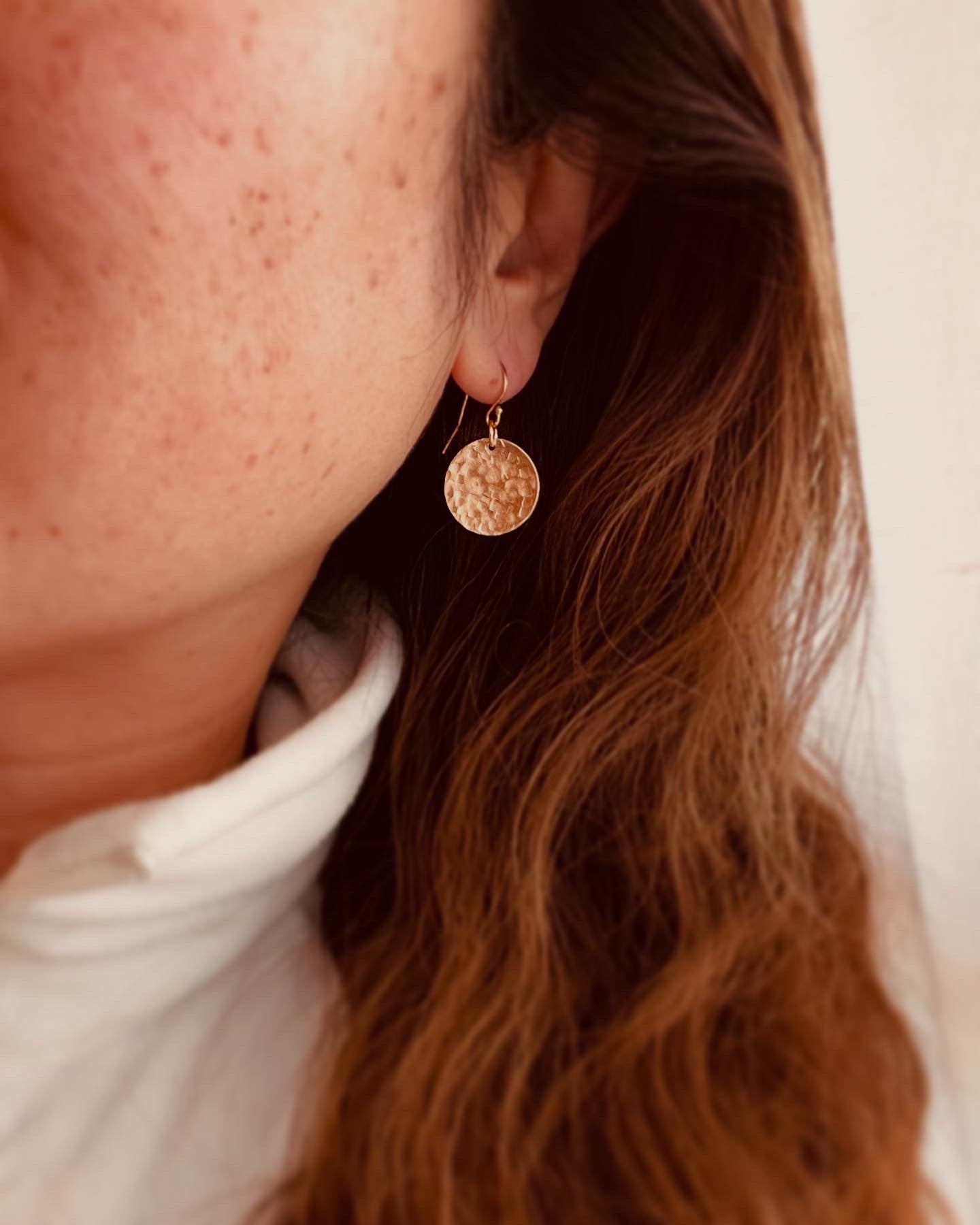 Golden Hammered Disc Earrings, Disc drop earrings, gold disc earrings, mother’s jewelry, gift for Mother, gift for daughter, gift for grandmother, birthday present, anniversary gift, gift