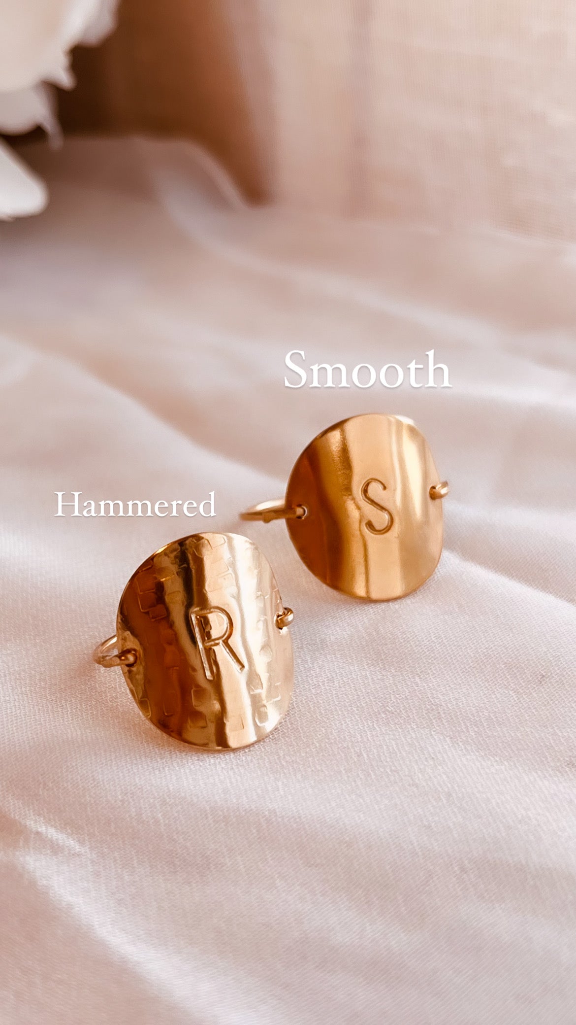 Initial Disc Ring, Initial Ring, Disc Ring, Personalized Ring, Mothers Day Gift Ideas, Gift For her, Gift For mothers, Gift For sister, Birthday Gift, Graduation Gift, Bridesmaid Gift, Gift For Her, Mothers Day Gift Valentines Gift Ideas, Mothers Gift Best Friends Jewelry, Friendship Jewelry, Mothers Gift, Wife Gift Ideas, Statement Rings, Stacking Rings, Stackable Rings, Dainty Rings, Delicate Rings, Simple Ring, Personalized Rings, Gold Filled Rings, Gold Initial Rings.
