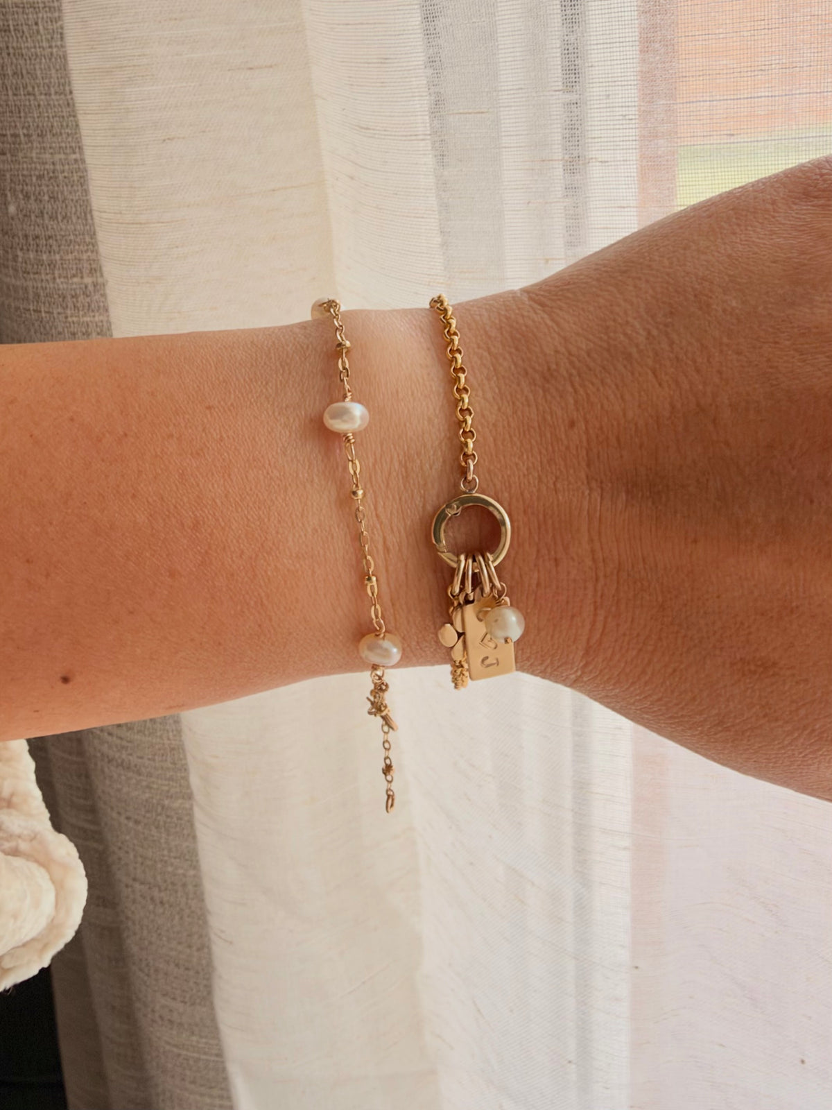 14K Gold Filled Pearl Bracelet, Dainty Pearl Link Bracelet, Everyday Gold Jewelry