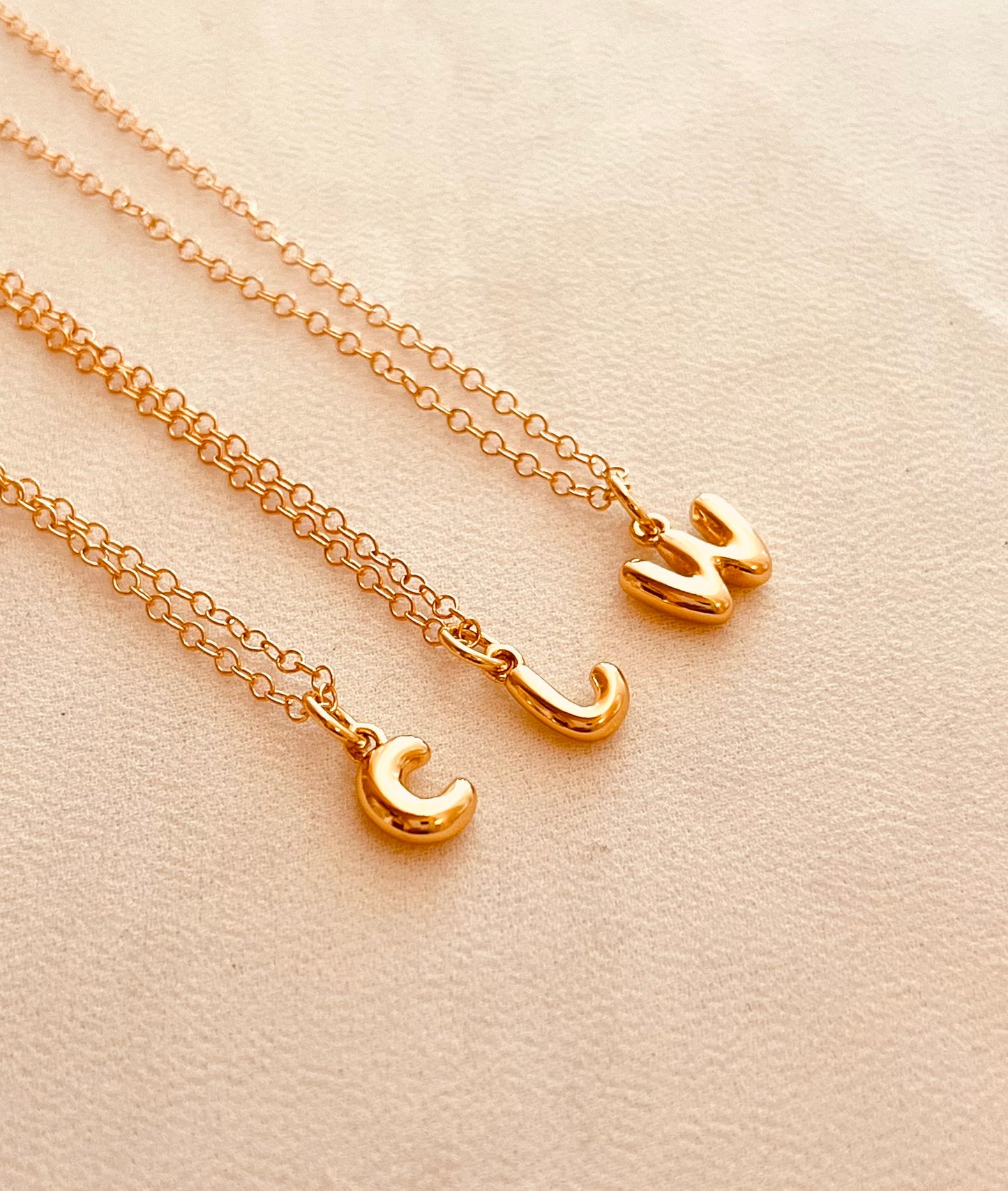 Mini Balloon Letter Necklace, Mini Balloon Letter, initial Necklace, letter necklace, Custom Jewelry, Personalized Gifts, Layering Necklace, Children Initials Jewelry, Mothers Necklace,
Perfect Gift for Mom, Family Name Necklace, Wife Gift, Friendship Gifts, Gift For Mom, Birthday Gift, Christmas Gifts, Holiday Gifts, Birthday Gifts, Girlfriend gifts, Birthday Gift, Graduation Gift, Gift For Her, Mothers Day Gift, Valentines Gifts, Best Friends gifts, Friendship Jewelry, Mothers Gift, Wife Gift Ideas, Gif