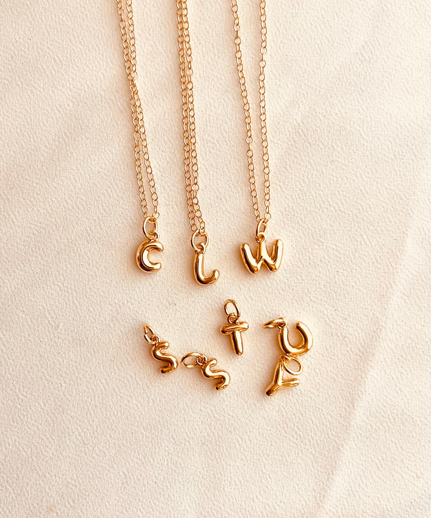 Mini Balloon Letter Necklace, Mini Balloon Letter, initial Necklace, letter necklace, Custom Jewelry, Personalized Gifts, Layering Necklace, Children Initials Jewelry, Mothers Necklace,
Perfect Gift for Mom, Family Name Necklace, Wife Gift, Friendship Gifts, Gift For Mom, Birthday Gift, Christmas Gifts, Holiday Gifts, Birthday Gifts, Girlfriend gifts, Birthday Gift, Graduation Gift, Gift For Her, Mothers Day Gift, Valentines Gifts, Best Friends gifts, Friendship Jewelry, Mothers Gift, Wife Gift Ideas, Gif