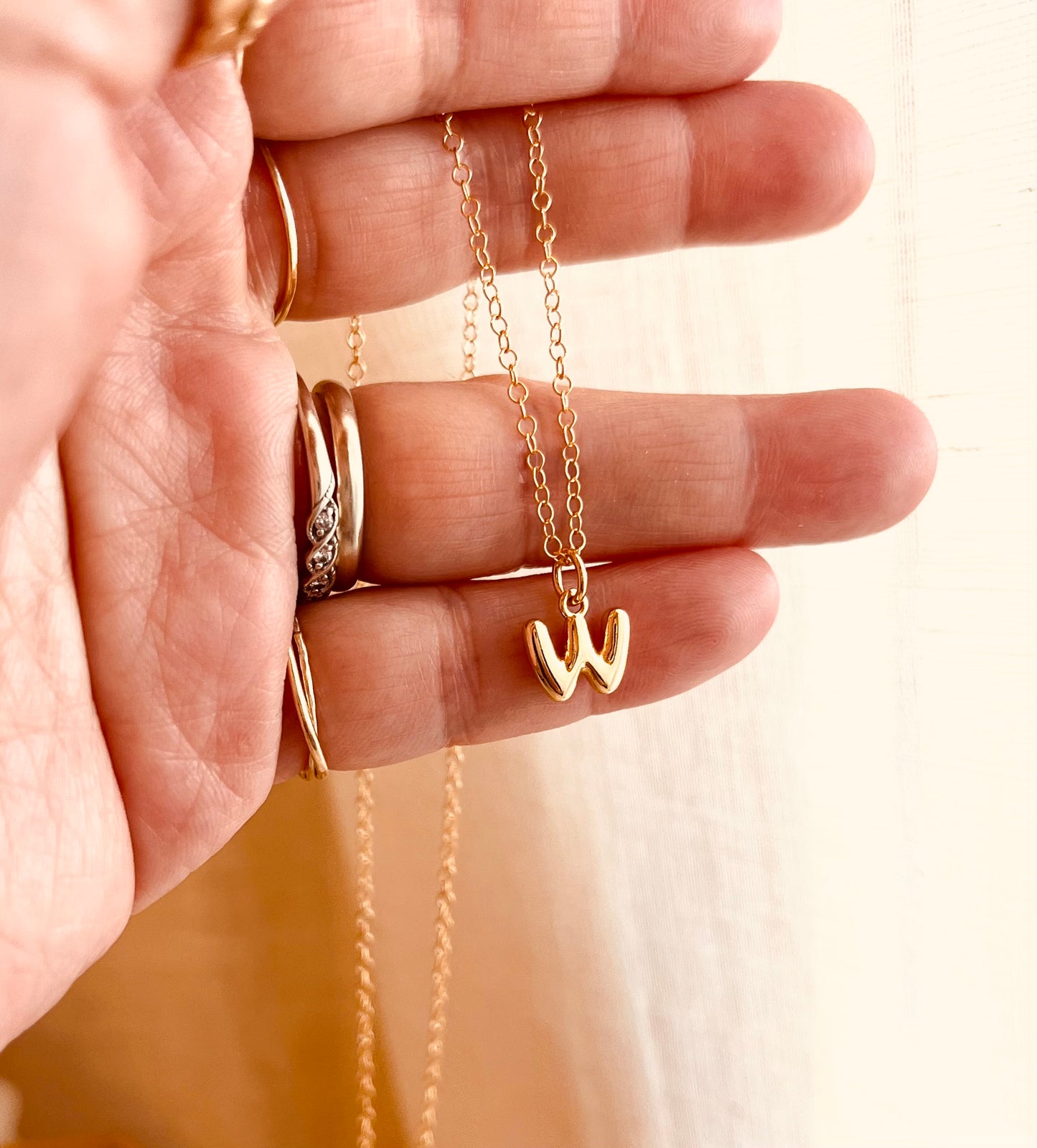 Mini Balloon Letter Necklace, Mini Balloon Letter, initial Necklace, letter necklace, Custom Jewelry, Personalized Gifts, Layering Necklace, Children Initials Jewelry, Mothers Necklace,
Perfect Gift for Mom, Family Name Necklace, Wife Gift, Friendship Gifts, Gift For Mom, Birthday Gift, Christmas Gifts, Holiday Gifts, Birthday Gifts, Girlfriend gifts, Birthday Gift, Graduation Gift, Gift For Her, Mothers Day Gift, Valentines Gifts, Best Friends gifts, Friendship Jewelry, Mothers Gift, Wife Gift Ideas, Gif