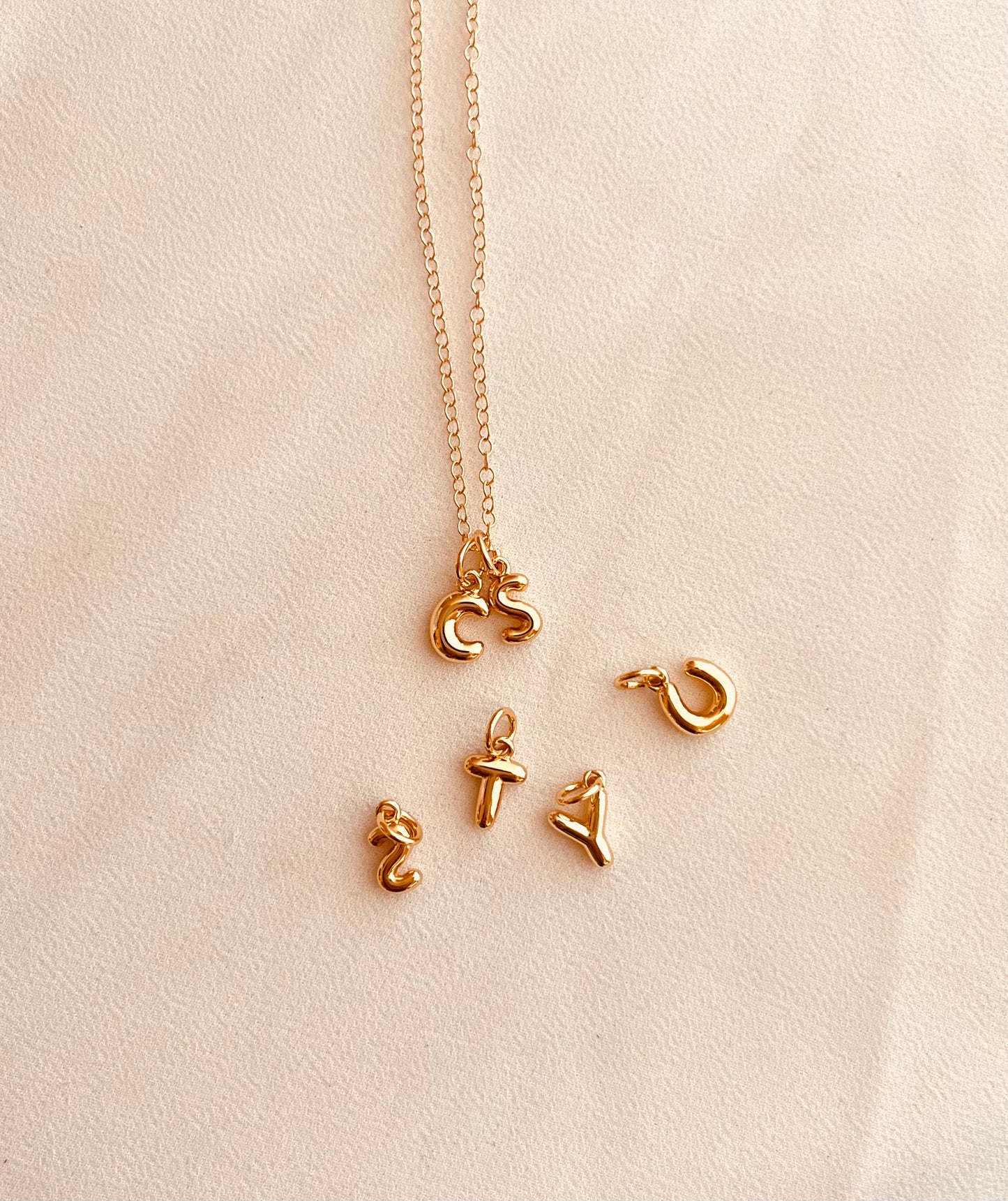 Mini Balloon Letter Necklace, Mini Balloon Letter, initial Necklace, letter necklace, Custom Jewelry, Personalized Gifts, Layering Necklace, Children Initials Jewelry, Mothers Necklace,
Perfect Gift for Mom, Family Name Necklace, Wife Gift, Friendship Gifts, Gift For Mom, Birthday Gift, Christmas Gifts, Holiday Gifts, Birthday Gifts, Girlfriend gifts, Birthday Gift, Graduation Gift, Gift For Her, Mothers Day Gift, Valentines Gifts, Best Friends gifts, Friendship Jewelry, Mothers Gift, Wife Gift Ideas, Gif
