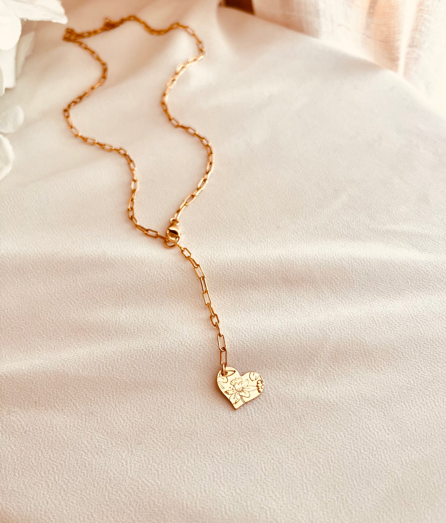 Birth Flower Lariat Necklace, Birth Flower Necklace, Lariat Necklace, Wife Gift, Friendship Gifts, Gift For Mom, Birthday Gift, Christmas Gifts, Holiday Gifts, Birthday Gifts, Girlfriend gifts, Birthday Gift, Graduation Gift, Gift For Her, Mothers Day Gift, Valentines Gifts, Best Friends gifts, Friendship Jewelry, Mothers Gift, Wife Gift Ideas, Gift For Girlfriend, gift for sisters, gift for daughters