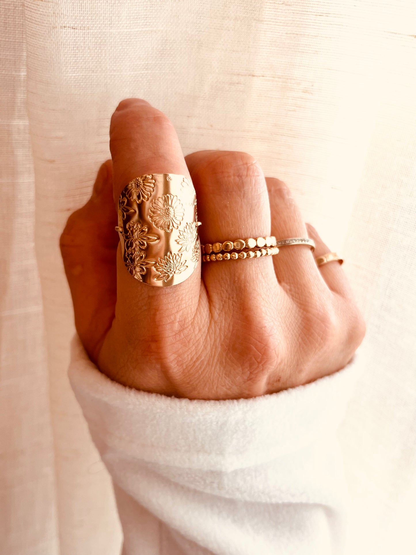 Minimalist, Birth Flowers, Birth Flower Ring, Custom Jewelry, Personalized Gifts, Statement Rings, Stacking Rings, Stackable Rings, Dainty Rings, Delicate Rings, Simple Ring, Personalized Rings, Midi Rings, Bands, Minimalist, Stackable Rings, Statement Rings, Bands, Signet Rings, Multi-Stone Rings, Mothers Day, Mothers Gift, Sister gift, gift for her, large disc ring, Christmas present, thanksgiving gifts