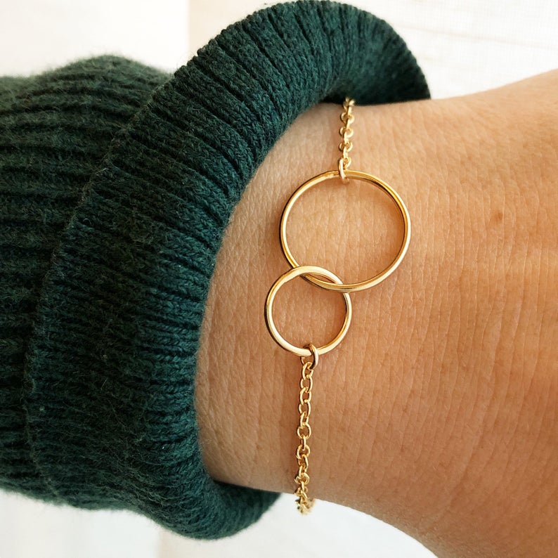 Interlocking Circle Bracelet, Circle Friendship Bracelet, Friendship Bracelet, Karma Circle Bracelet, Friendship Jewelry, Mothers Gift