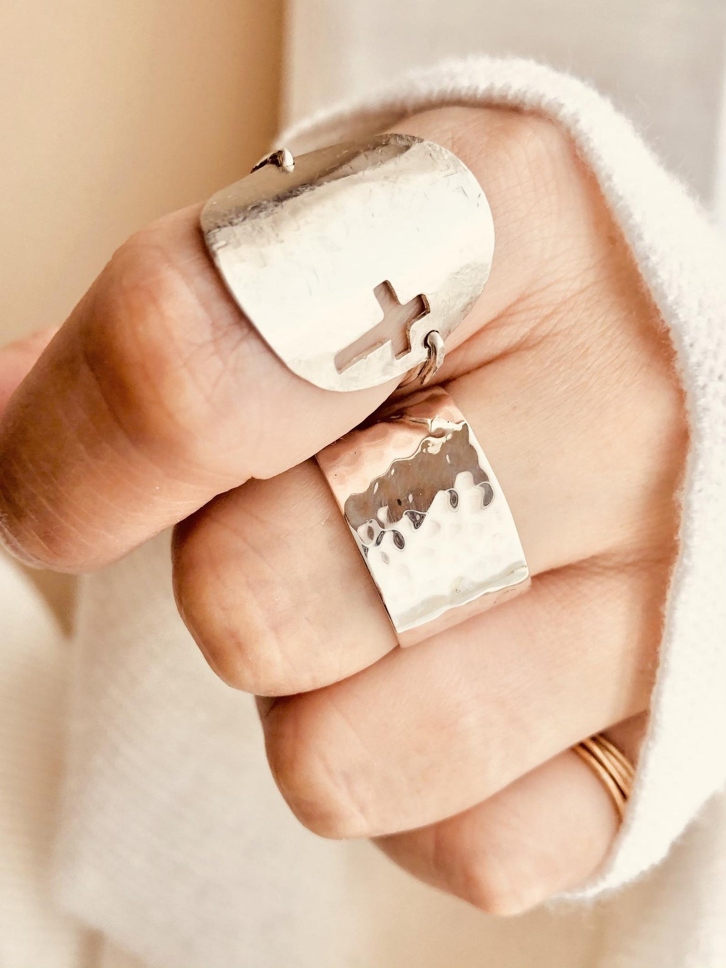Cross Disc Ring, Large Cross Sign Disc Ring, Stacking Ring, Cross Ring, Statement Ring, Disc Ring, Gold Ring, Everyday Wear, Cross Jewelry