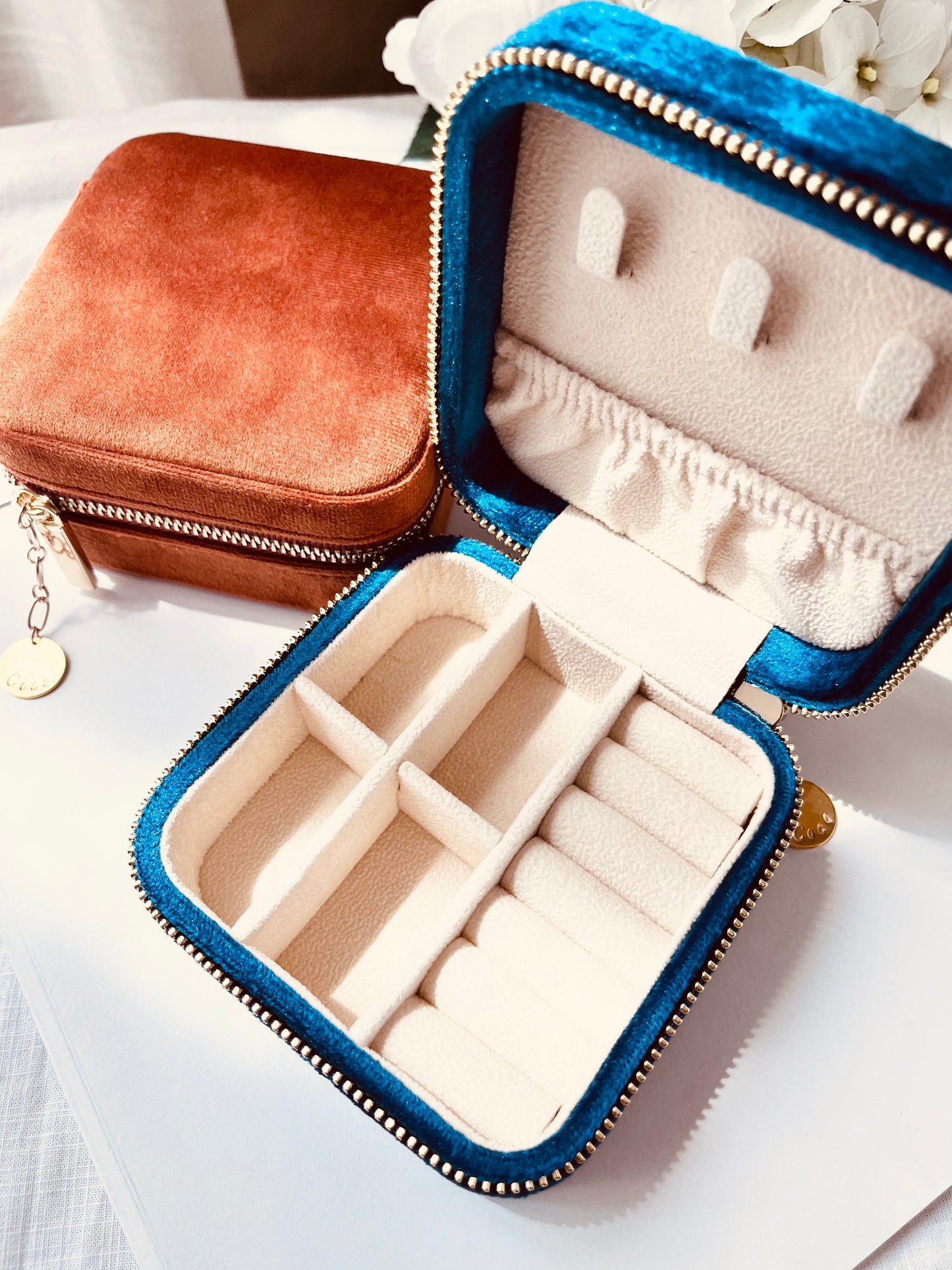 Custom Name Velvet Travel Jewelry Case, Custom Name Jewelry Box, Small Jewelry Organizer, Custom Name Gift, Personalized Jewelry Storage Case, Gift For Her