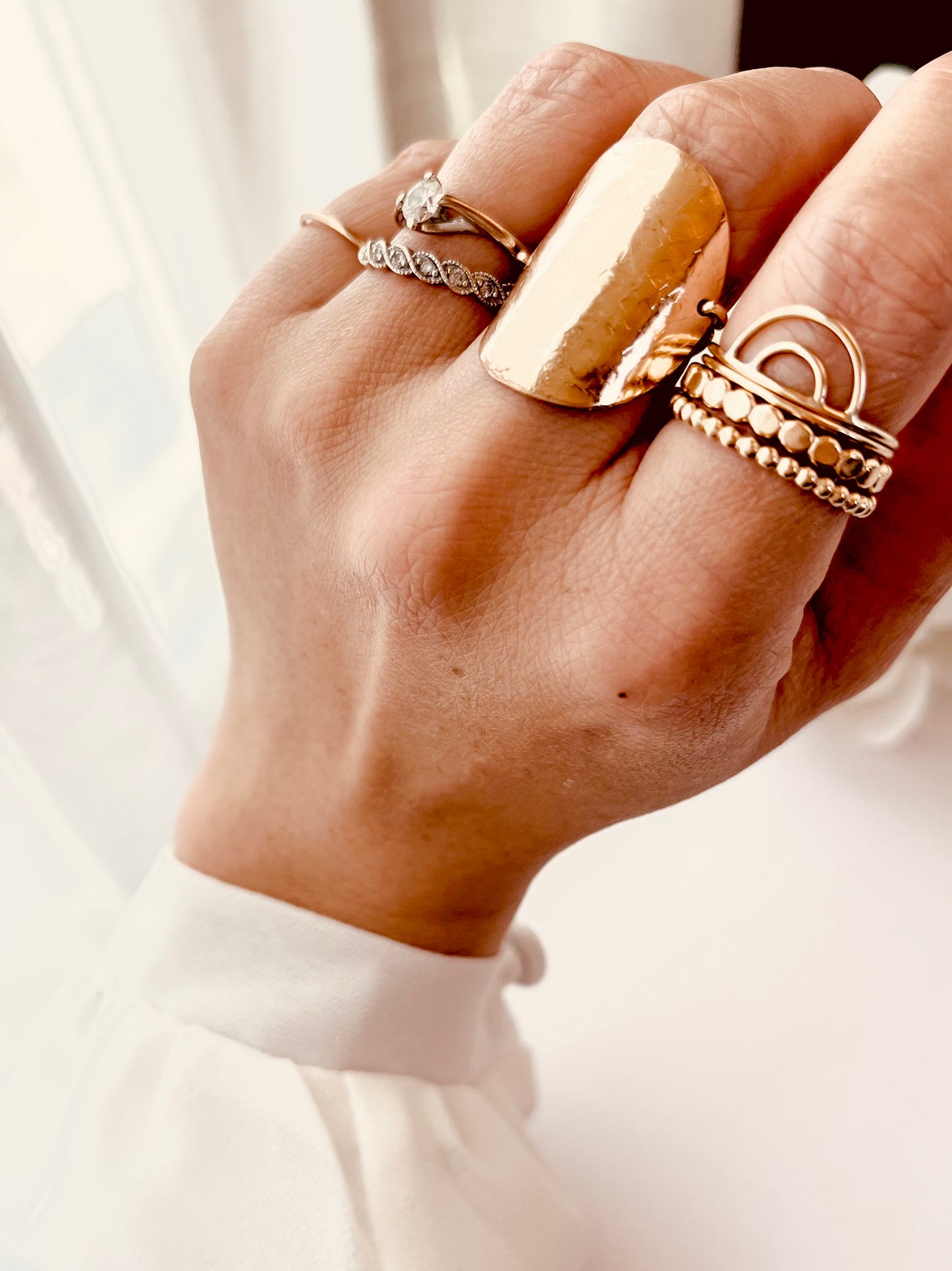 Coin Ring, Disc Rings, Simple and Dainty, Gift Ideas, Stacking Ring, Dainty Ring, Delicate ring, Delicate Jewelry, Mothers Gift, Gift For Her, Gift Ideas, Birthday Gift, Christmas Gift Ideas, Minimalist Jewelry, Everyday Jewelry, Holiday gift guide, Holiday gift Ideas, Gift For Her, Birthday Gift, Graduation Gift, Mothers Gift, Anniversary Gift, Bridesmaid Gift, Teacher Gifts, Gift For Her,