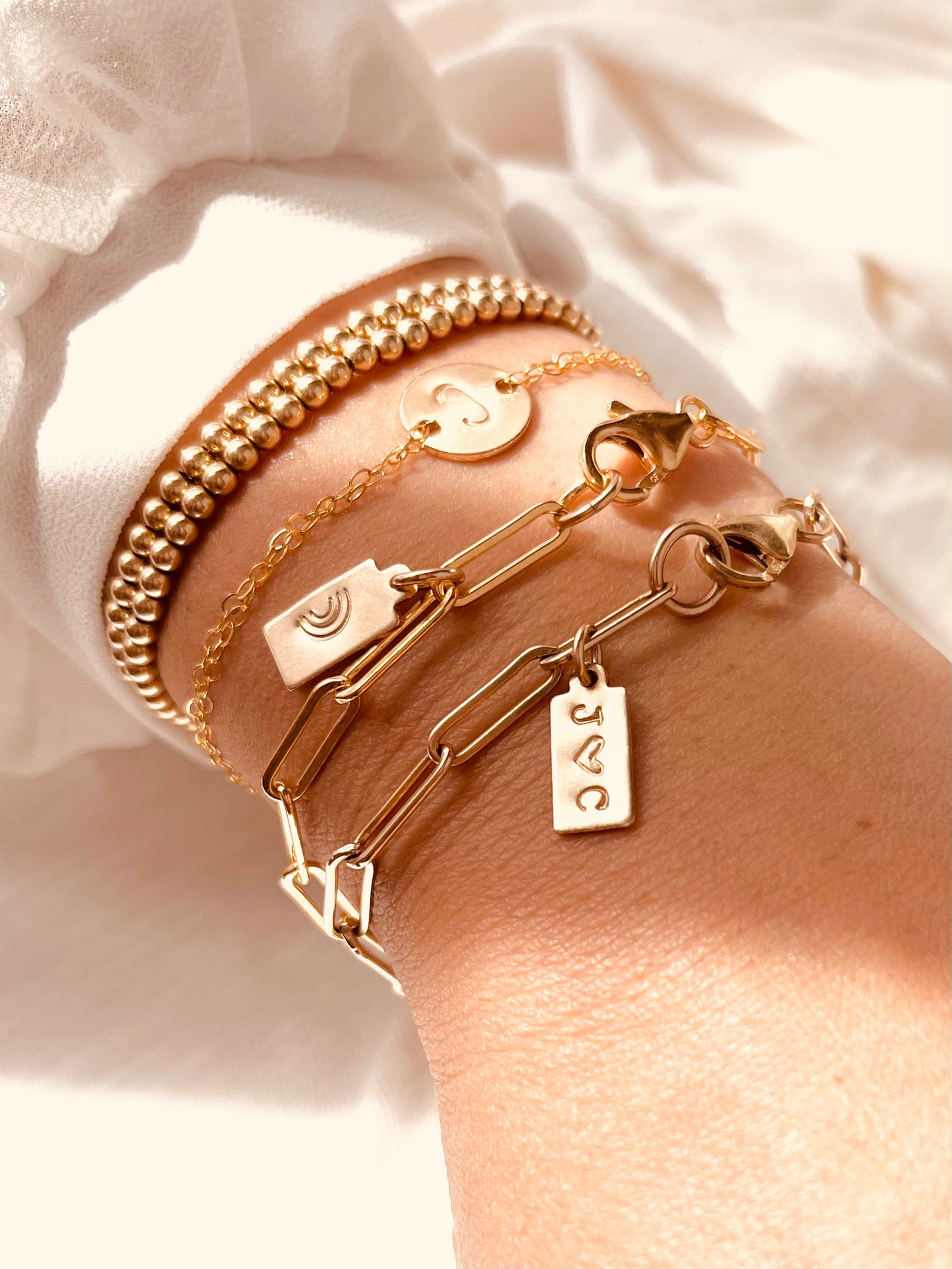 Paperclip Tag Initial Bracelet, Initial Bracelet, Personalized Tag with Initial, Custom Tag Bracelet, Paperclip Bracelet, Stack Bracelet, Valentines Day, Gift For Daughter, Grandmothers Jewelry, Custom Wedding, Paperclip Tag Initial Bracelet, Initial Bracelet, Personalized Tag with Initial, Custom Tag Bracelet, Paperclip Bracelet, Stack Bracelet, In silver and Gold , Valentines Day, Birthday Gift, Graduation Gift, Bridesmaid Gift, Gift For Her, Mothers Day Gift Valentines Gift Ideas, Mothers Gift , Mothers