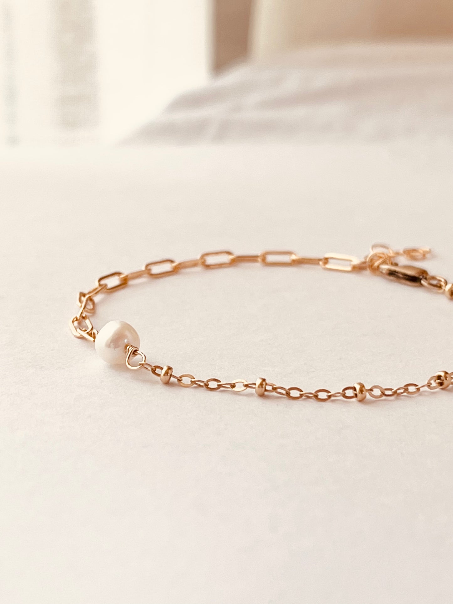 Holiday gift guide, Holiday gift Ideas, Gift For Her, Birthday Gift, Graduation Gift, Mothers Gift, Anniversary Gift, Bridesmaid Gift, Teacher Gifts, Gift For Her, Valentines Gift, Valentines Gift ideas, Best Friends Jewelry, Friendship Jewelry, Wife Gift Ideas