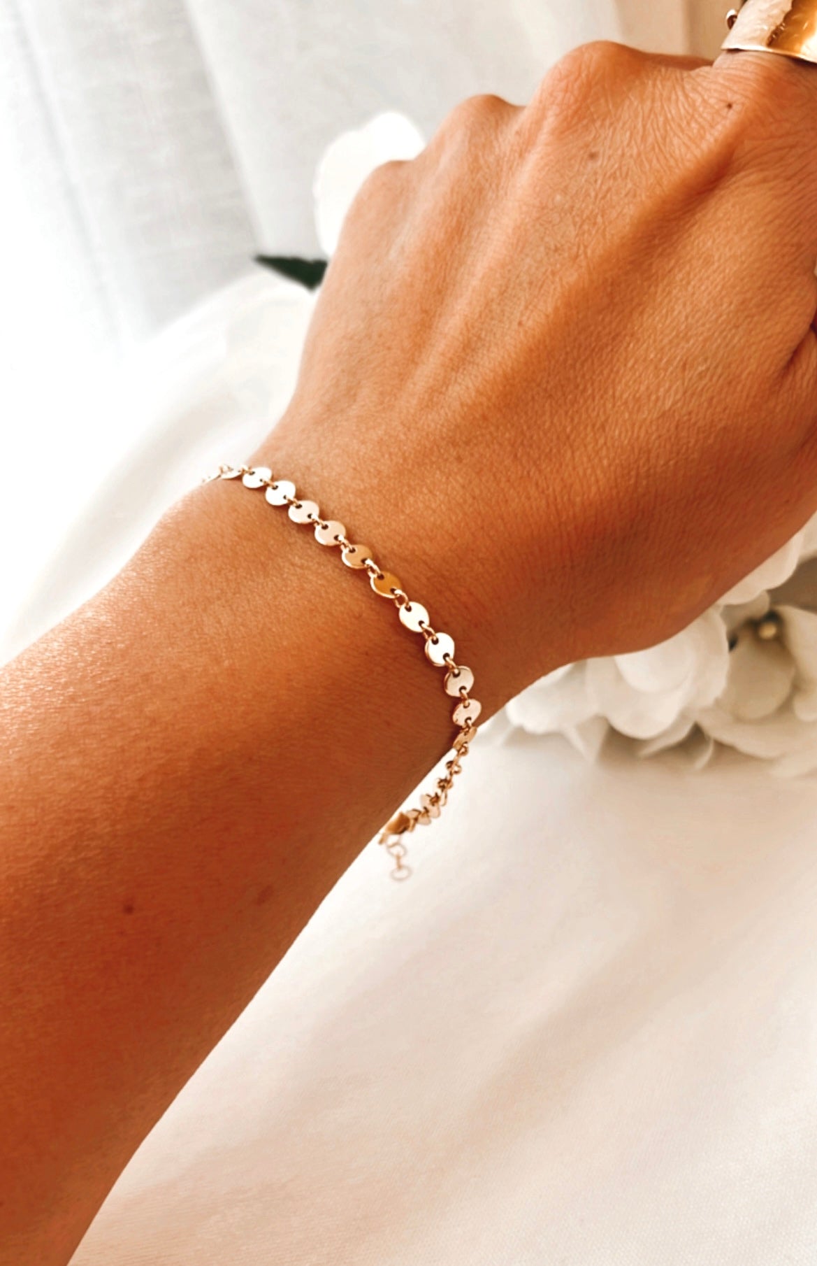 Coin Bracelet, Mother’s gift ideas, Coin Link Bracelet, 14k gold filled jewelry, everyday jewelry, disc bracelet, bracelet stacking, stacking bracelets, gifts, gift for her, Christmas gifts, thanksgiving gifts, birthday present, gold bracelets, gift ideas, handmade jewelry