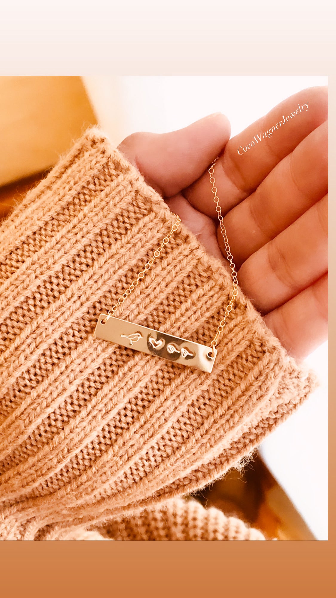 Mama Bird Necklace, Mama Bird and Baby Birds Necklace, Bird family Necklace, Bird Necklace, Mother Bird, Family Birds Necklace, Delicate Jewelry, Mothers Gift, Coco Wagner Jewelry, Gift For Her, Gift Ideas, Birthday Gift, Mothers Gift, Christmas Gift Ideas, Mothers Day Gift Minimalist Jewelry, Everyday Jewelry, Simple and Dainty