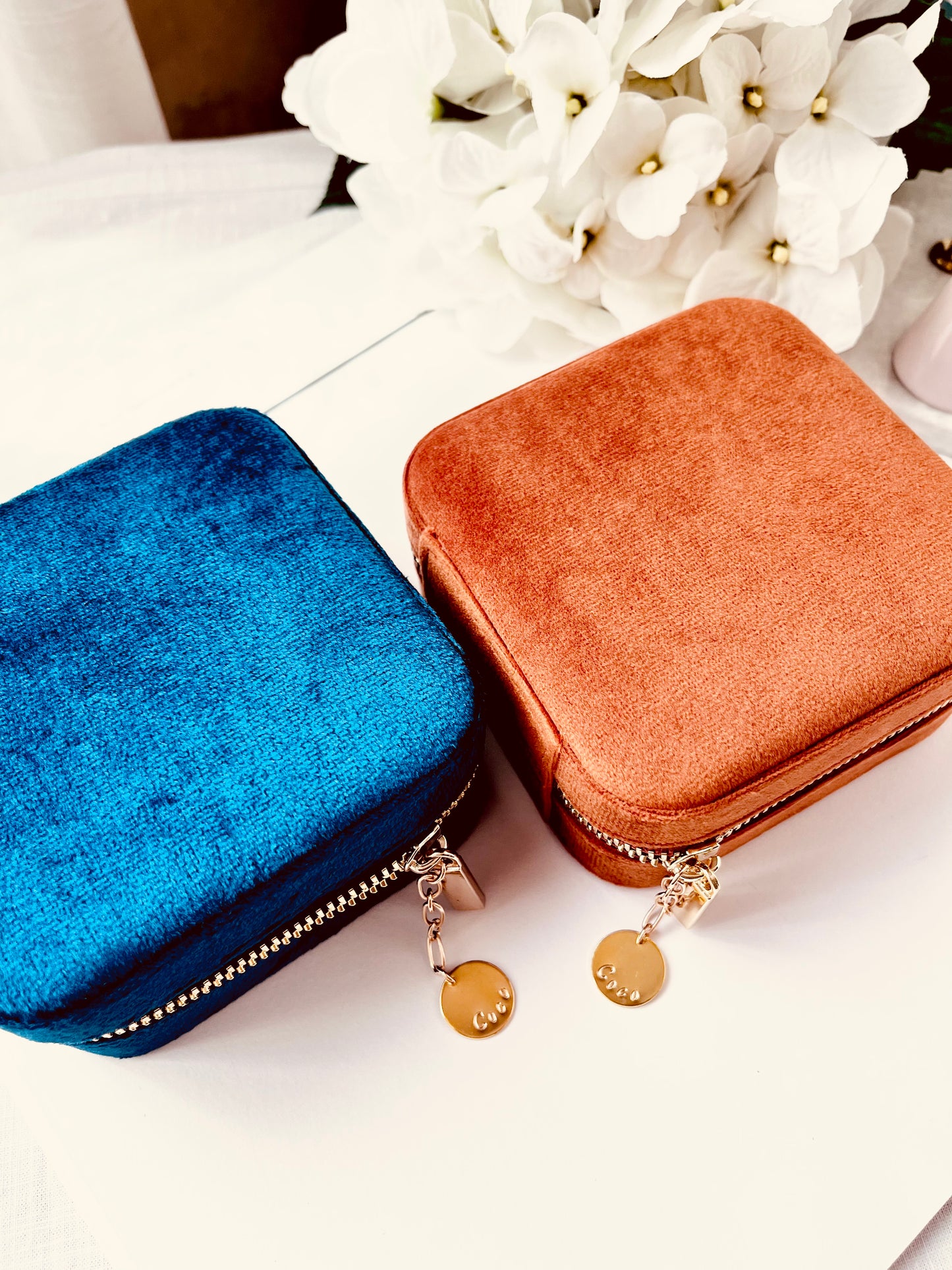 Custom Name Velvet Travel Jewelry Case, Custom Name Jewelry Box, Small Jewelry Organizer, Custom Name Gift, Personalized Jewelry Storage Case, Gift For Her