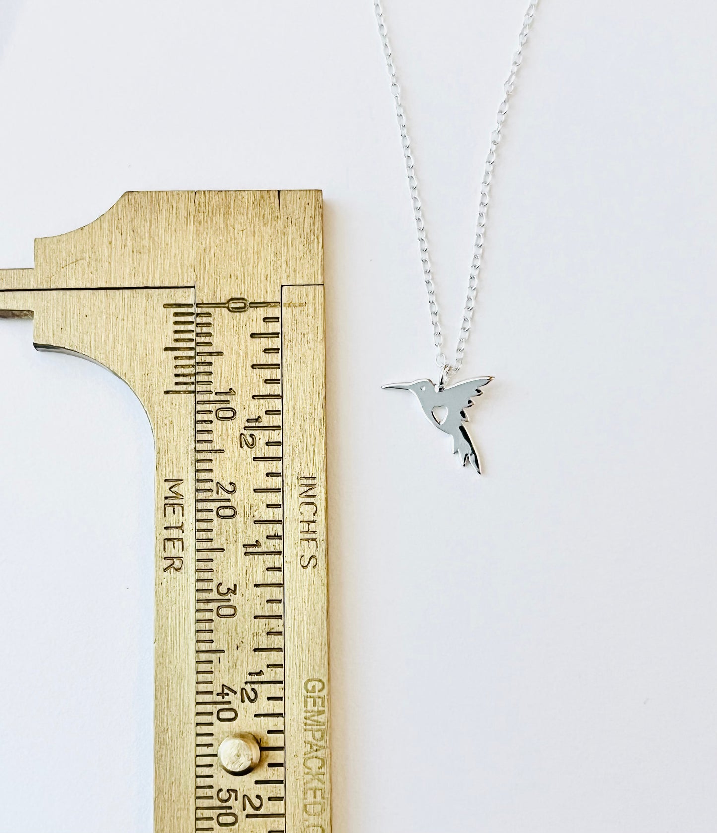 Perfect gift for you or loved one, It's a good choice to be grandma gift, girlfriend gift, Mothergift, daughtergift, sister gift, wife gift, best friend or any bird lovers.