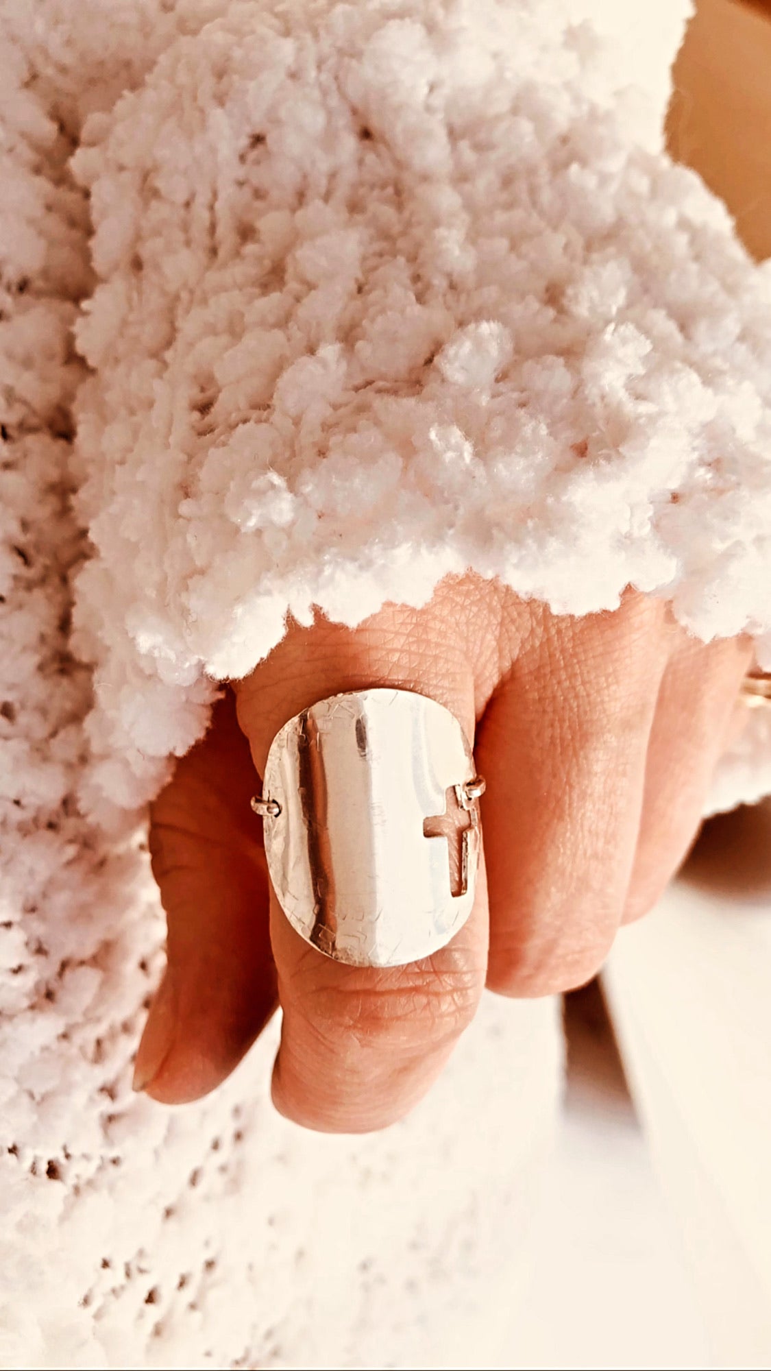 Cross Disc Ring
