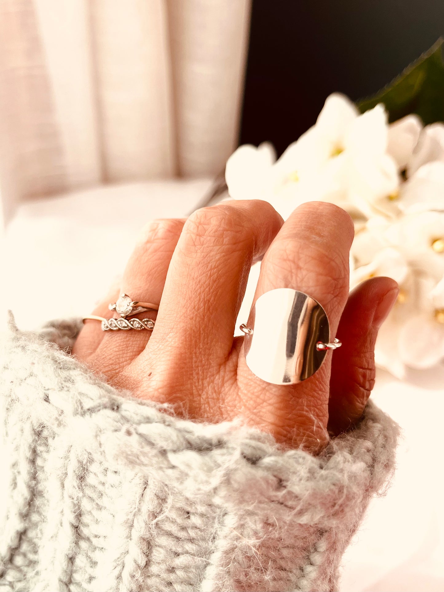 Disc Ring, Smooth Disc Ring, Statement Ring, Large Disc Ring, Circle Ring, Gift For Her, 14K Gold Filled Ring, Sterling Silver Ring, Silver Disc Rings, Gold Disc Rings, Gift For Her, Gift For Mom, Holiday gift guide, Holiday Gift Ideas, Christmas Gifts, Everyday Rings
