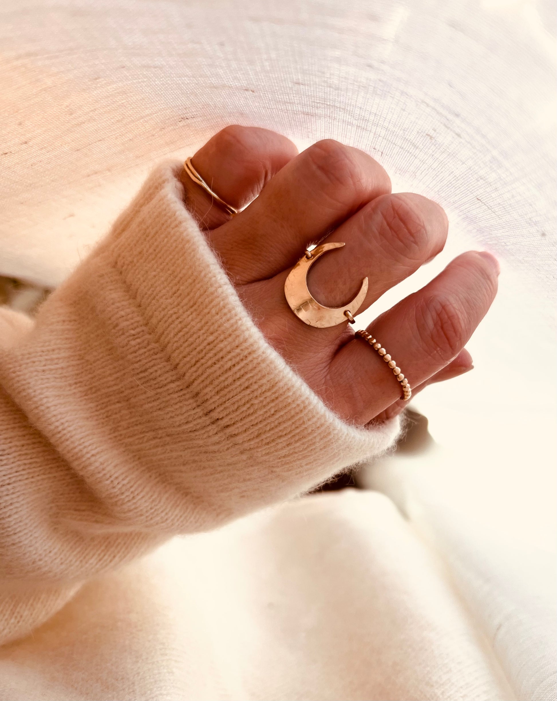 Handmade moon ring, 14k gold filled ring, gift for her, everyday jewelry, Crescent Moon Ring, Crescent Moon jewelry, Crescent Moon, gold ring, dainty jewelry, Mother’s Day gifts, moon lovers, gift for Mother, holidays gift, mother gifts, birthday gifts, Hammered Crescent Moon Ring, gift for wife, Moon 