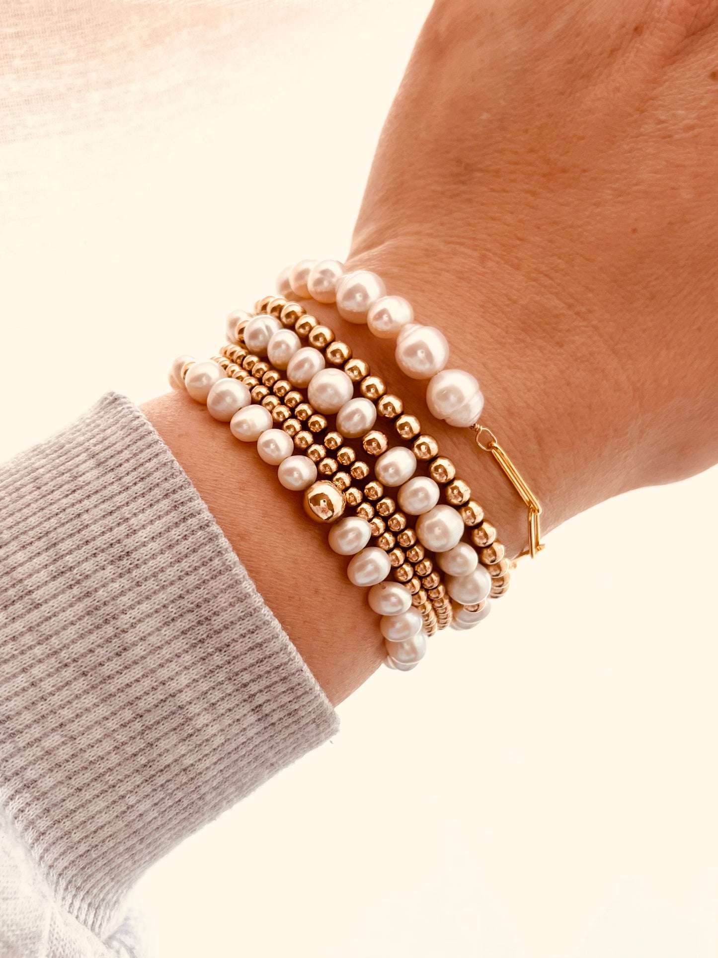 Freshwater Pearl Birth Flower Bracelet – Personalized Flower Disc Bracelet