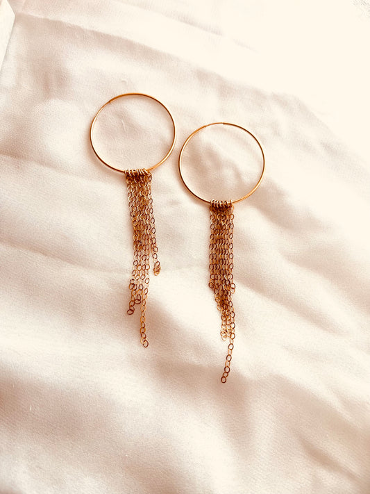 Sunlit Fringe Hoops, Luxe Swing Hoops
, Gold Rainfall Hoops, golden earrings, 14k gold filled earrings, Elegant gold dangle earrings with multiple fine chains, gold earrings, gold jewelry, Christmas gifts, Birthday gifts, gift for her, gift ideas 
