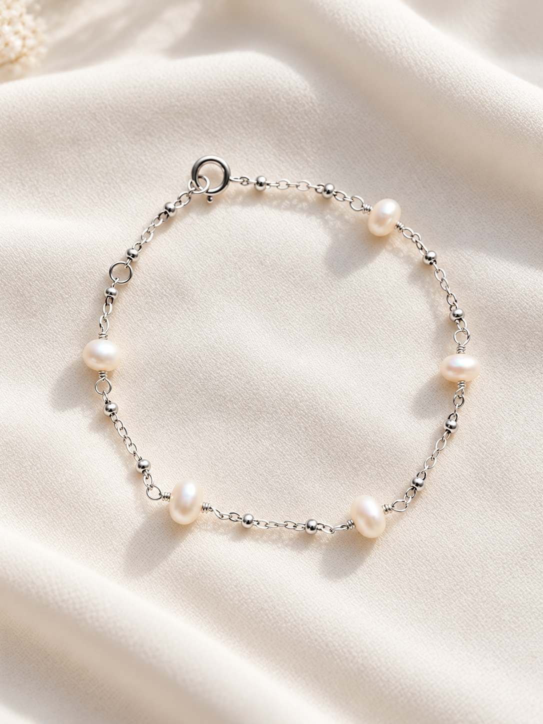 Dainty Pearl Bracelet, Dainty Pearl Link Bracelet, EverydayJewelry, 14K Gold Filled and Sterling Silver