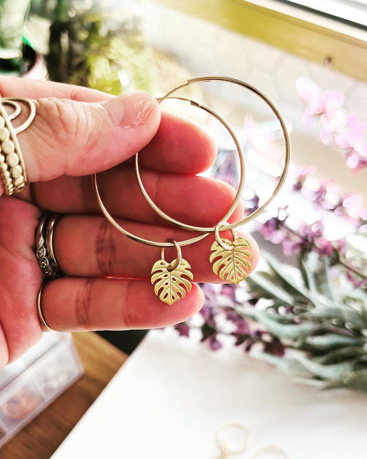 Monstera Leaf Hoop Earrings, Monstera, Leaf Hoop Earrings, TROPICAL LEAF EARRINGS, Monstera Leaf Earrings, Gold Hoop Earrings, Leaf Earrings