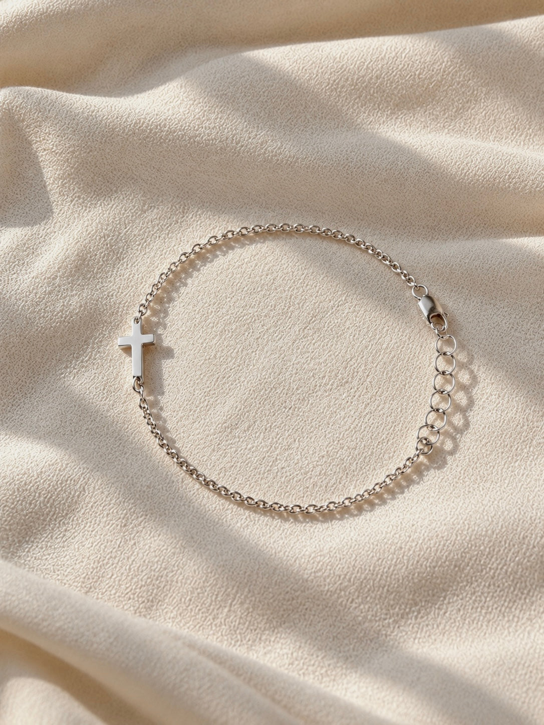 Dainty Gold Cross Bracelet – Minimal Religious Everyday Jewelry