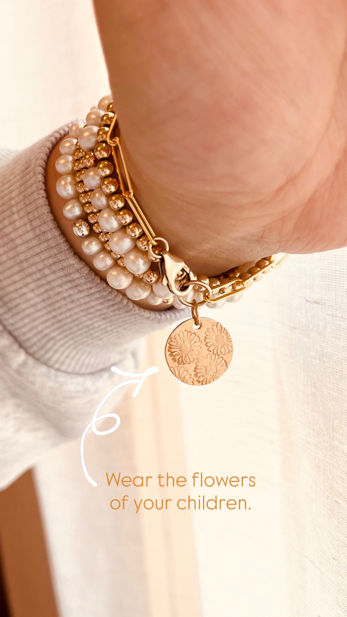 Freshwater Pearl Birth Flower Bracelet – Personalized Flower Disc Bracelet