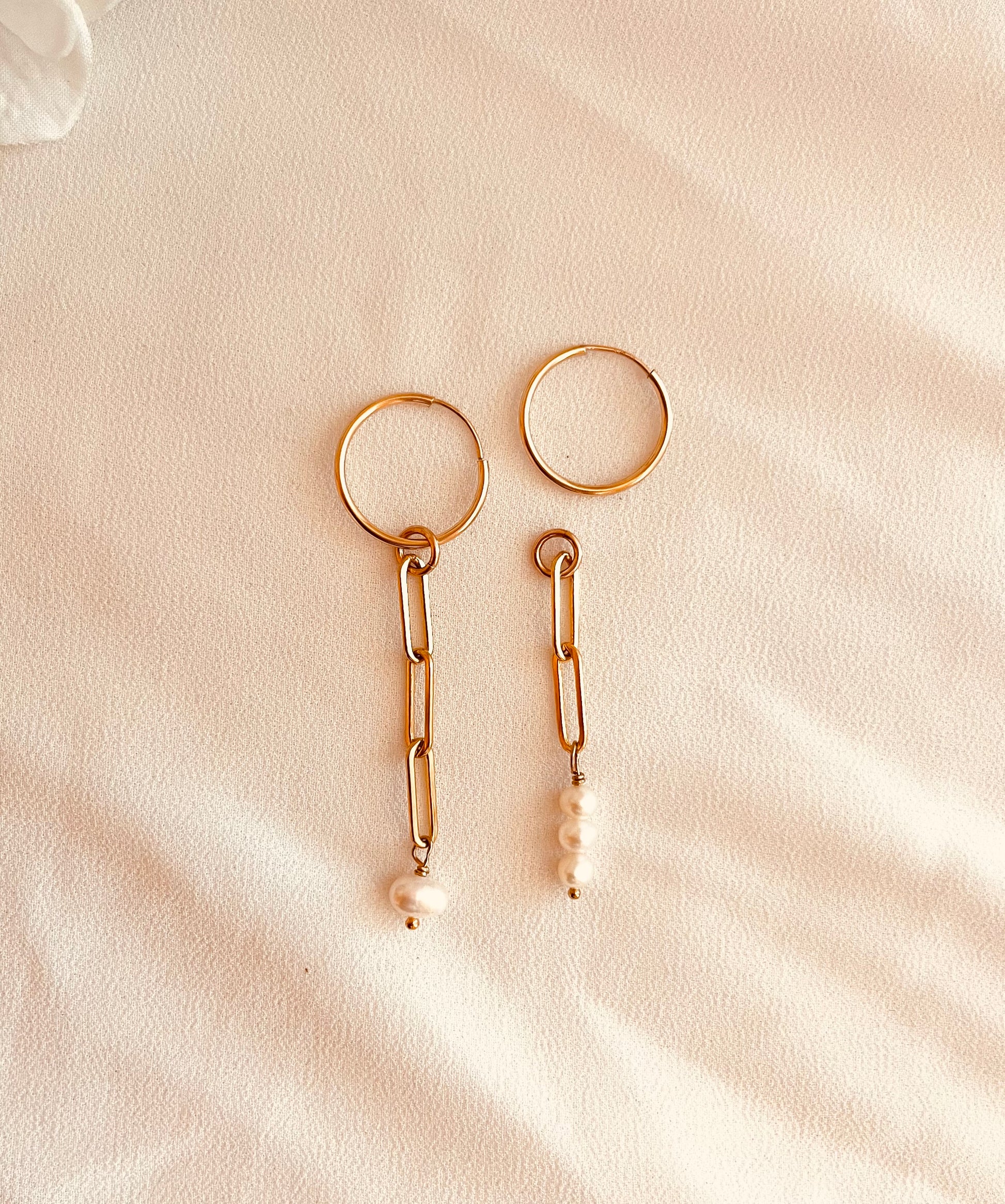 Pearl Link Earrings, pearl Earrings, Pearl jewelry, Mother’s Day gifts, Birthday Gifts, anniversary gifts, gift for Mother, gift for her, unique jewelry, dainty jewelry, minimalist jewelry, wedding jewelry 