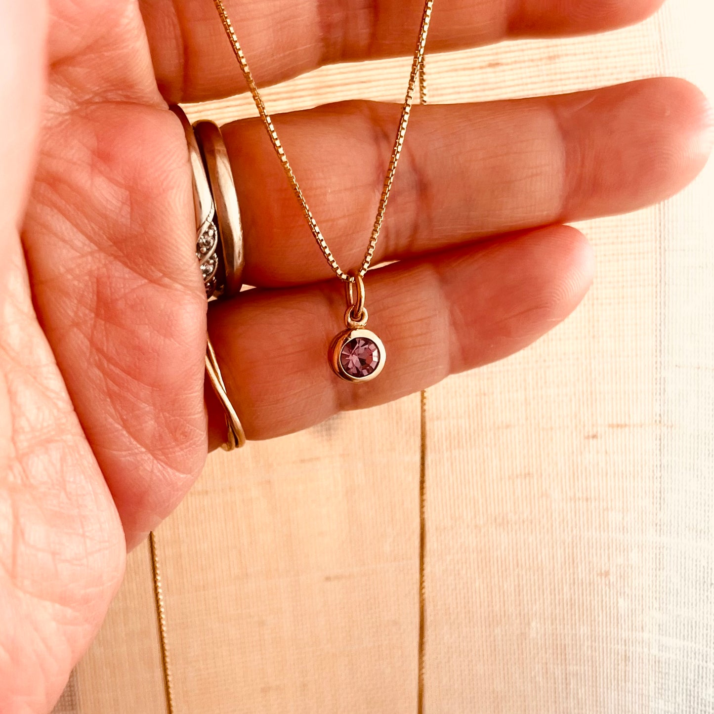 Gold Birthstone Necklace – Personalized Birthstone Pendant Necklace