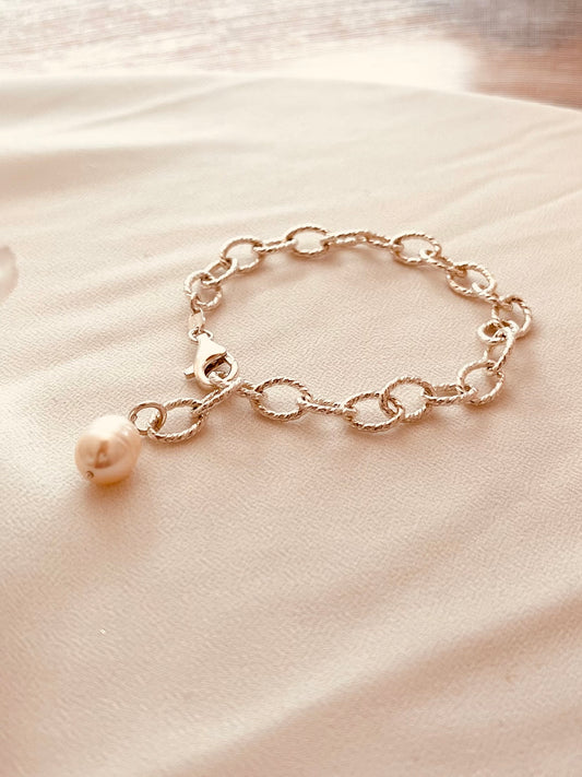 Freshwater Pearl Bracelet | Elegant Gold Chain Bracelet for Women