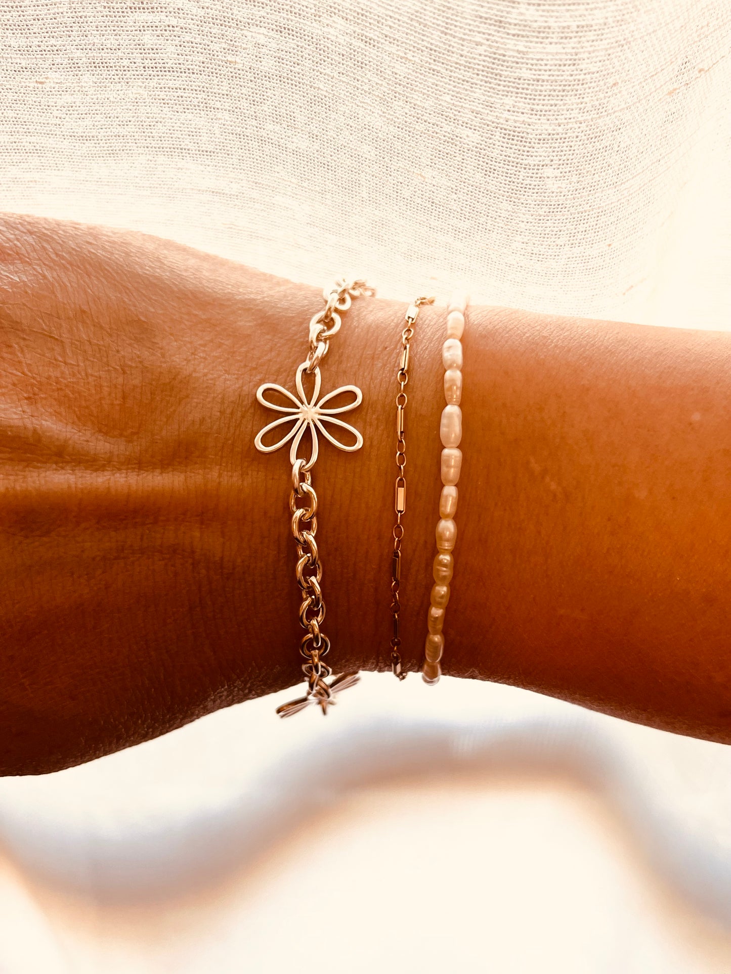 Sterling Silver Daisy Bracelet | Minimalist Flower Chain Bracelet