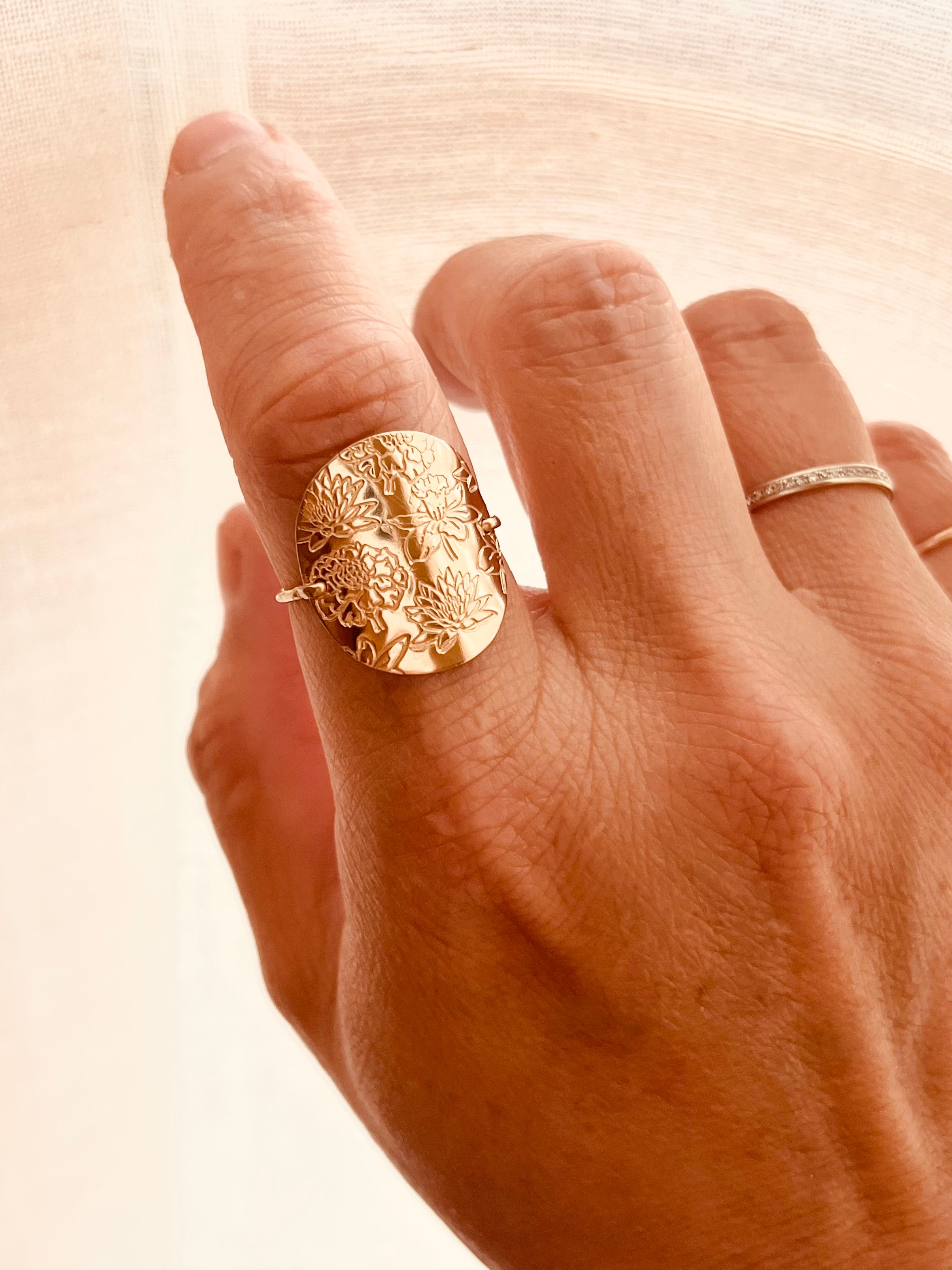Birth Flower Ring 3/4” – Personalized Birth Month Flower Ring
