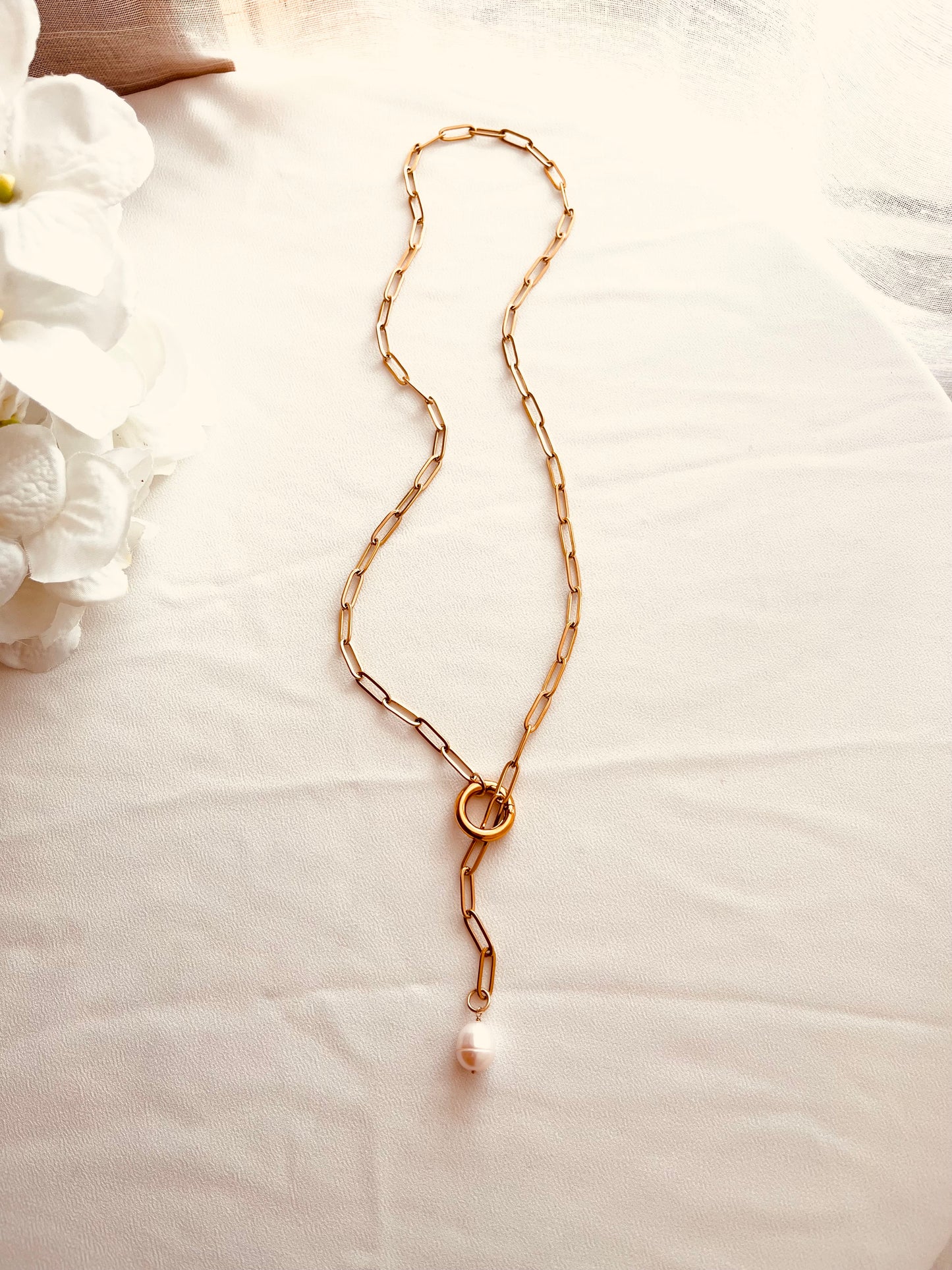 Freshwater Pearl Drop Necklace | Minimal Gold Lariat Jewelry