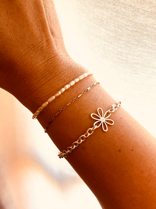 Sterling Silver Daisy Bracelet | Minimalist Flower Chain Bracelet