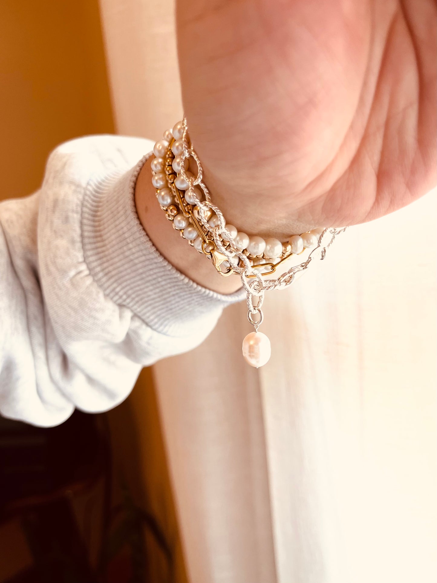 Freshwater Pearl Bracelet | Elegant Gold Chain Bracelet for Women