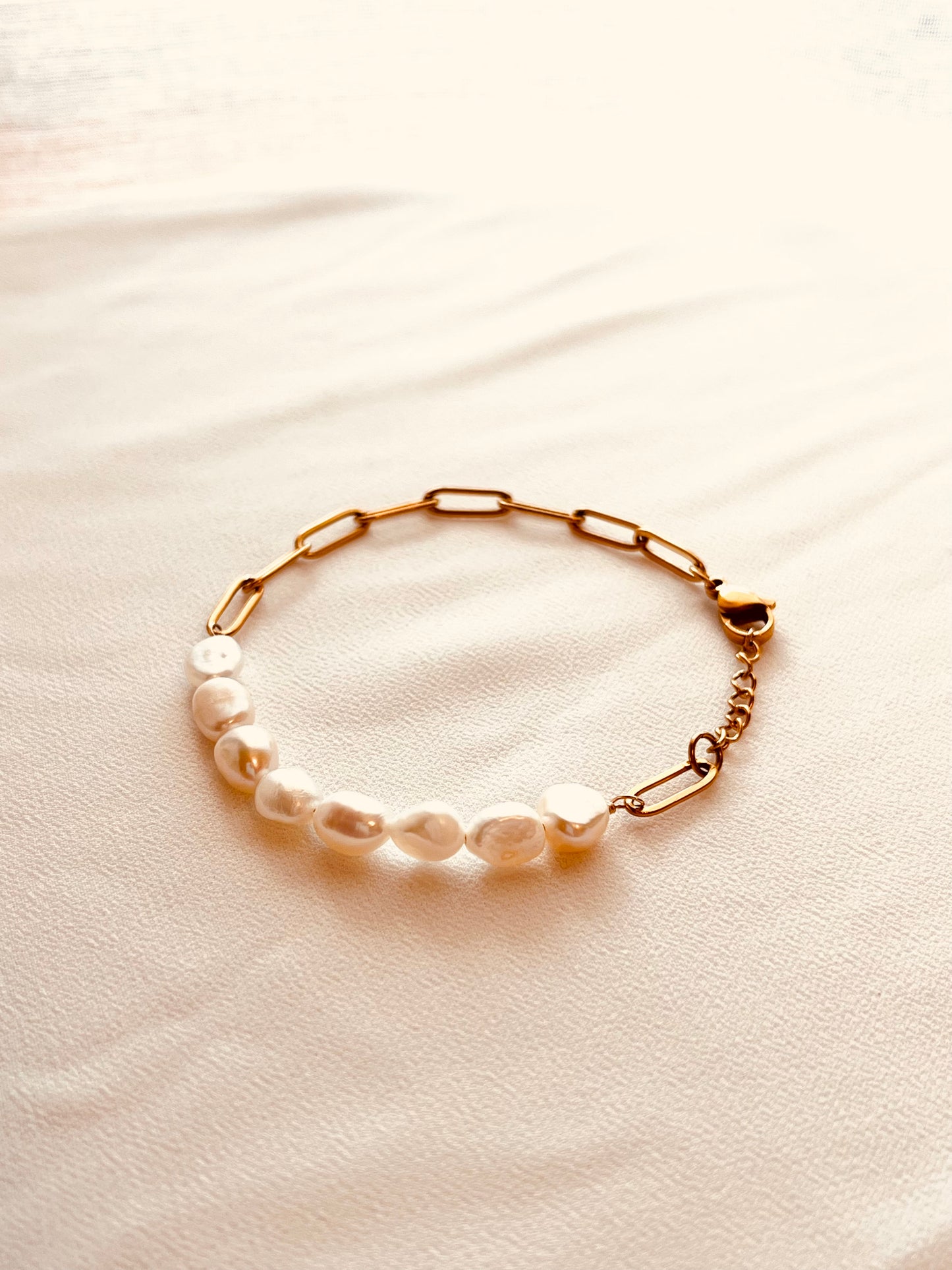 Pearl & Paperclip Chain Bracelet