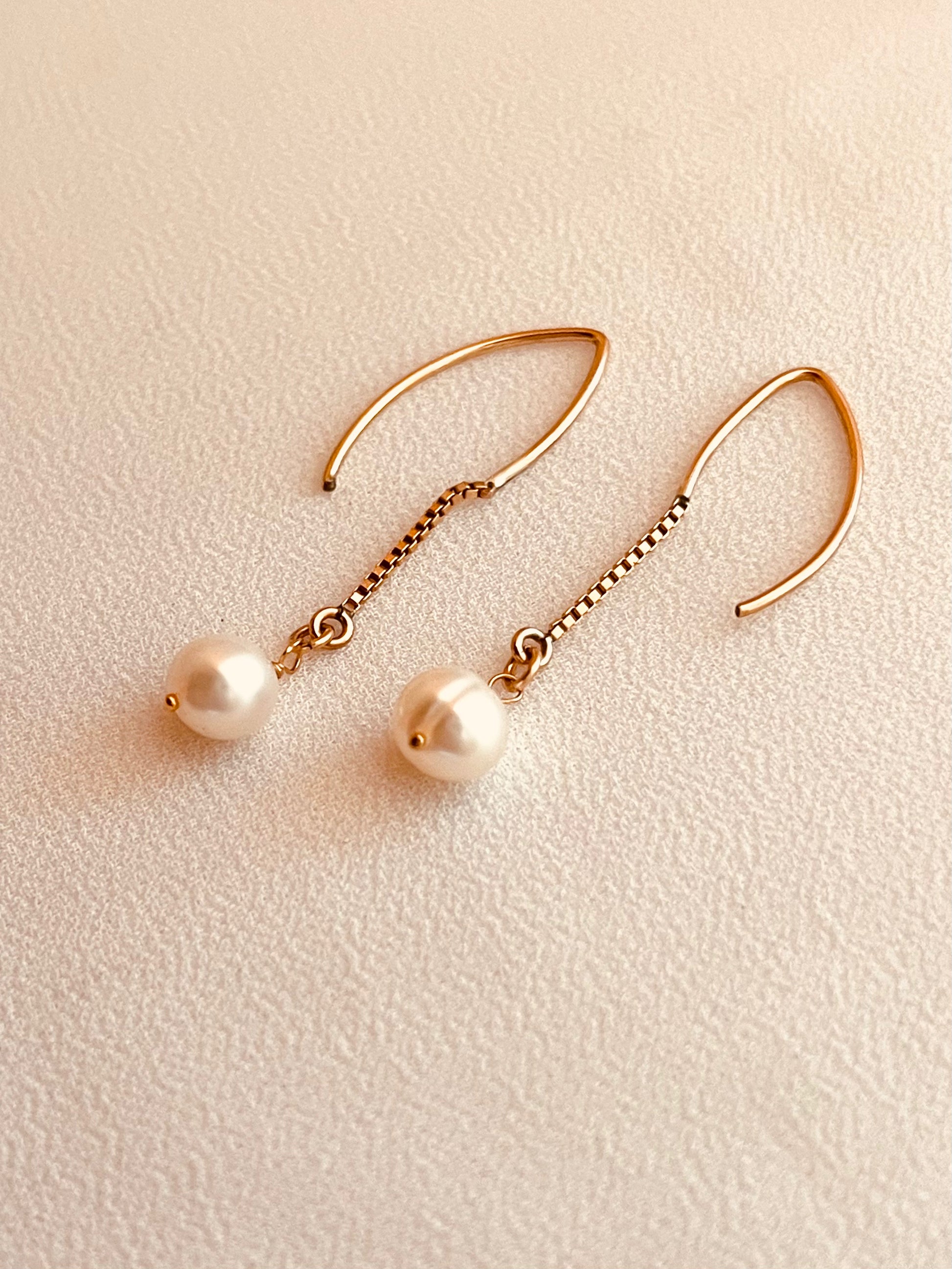 Celeste Pearl Earrings, Pearl jewelry, Pearl Earrings, wedding earrings, gift for her, office outfit, Pearl drop earrings 