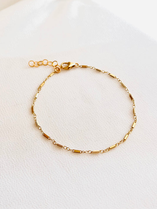 Chain bracelet, dainty bracelet, minimalist jewelry, everyday bracelet, 14k gold filled jewelry, Christmas present, thanksgiving gifts, birthday gift, anniversary gifts, gift for her 
