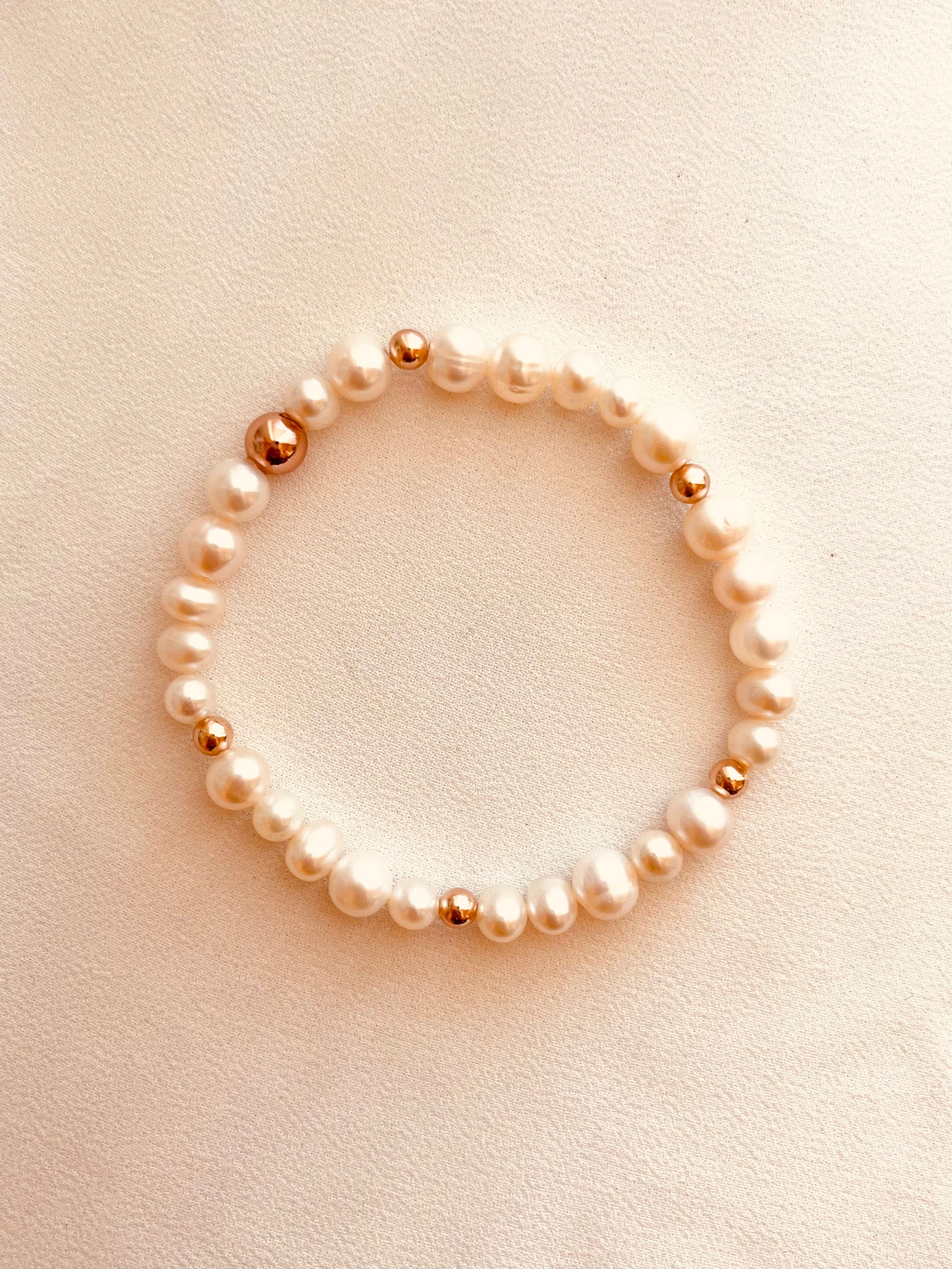 Rise gold filled pearl bracelet, everyday bracelet, gift for her, Christmas present, birthday gift, anniversary gift, gift for wife 