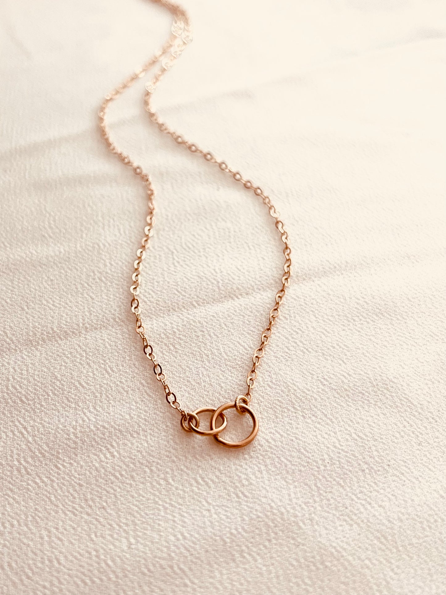 14K Solid Gold Connected Links Choker Necklace, Minimalist Jewelry, Meaningful Gift for Her